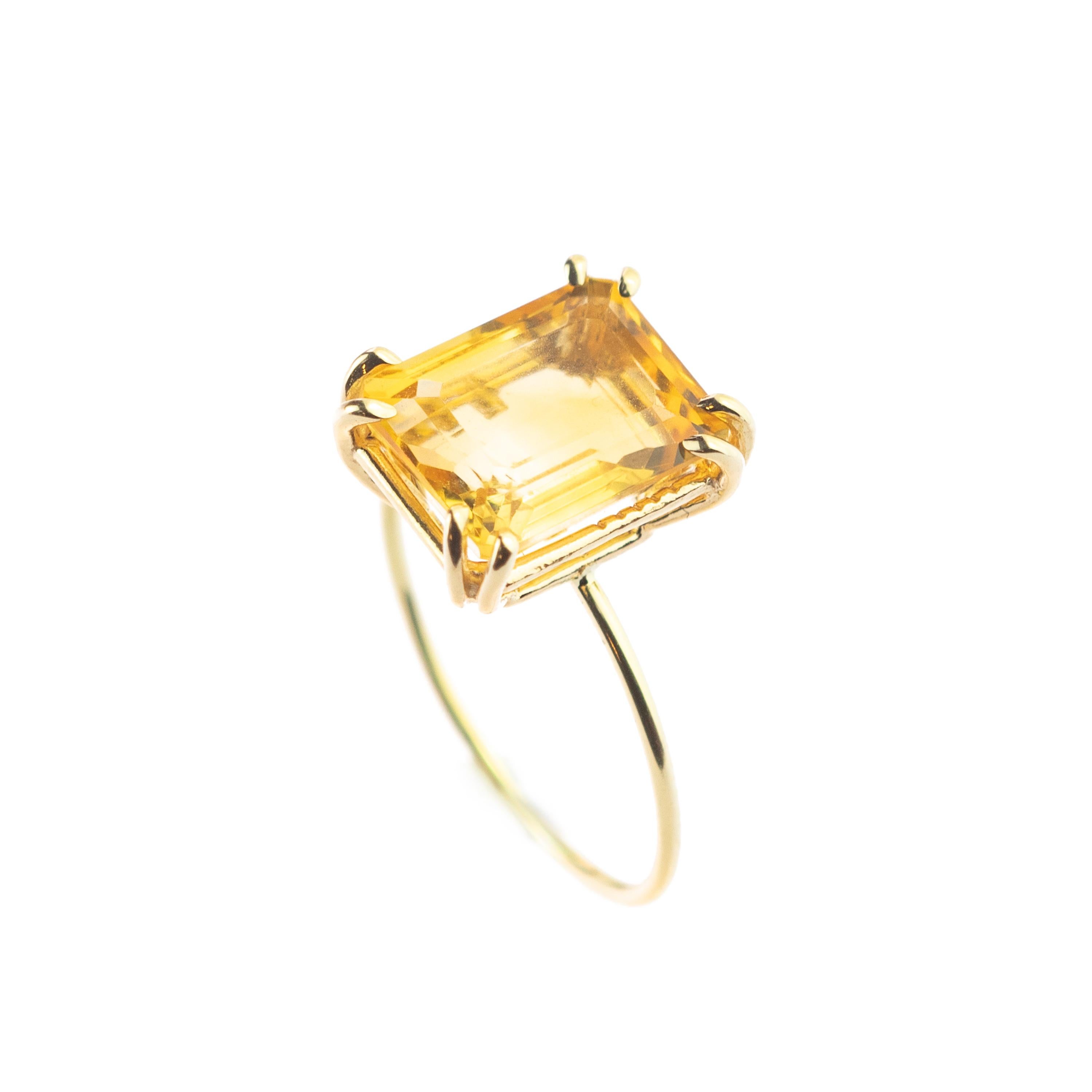 Intini Jewels 18 Karat Yellow Gold Natural Citrine Quartz Cocktail Handmade Ring Corte esmeralda en venta
