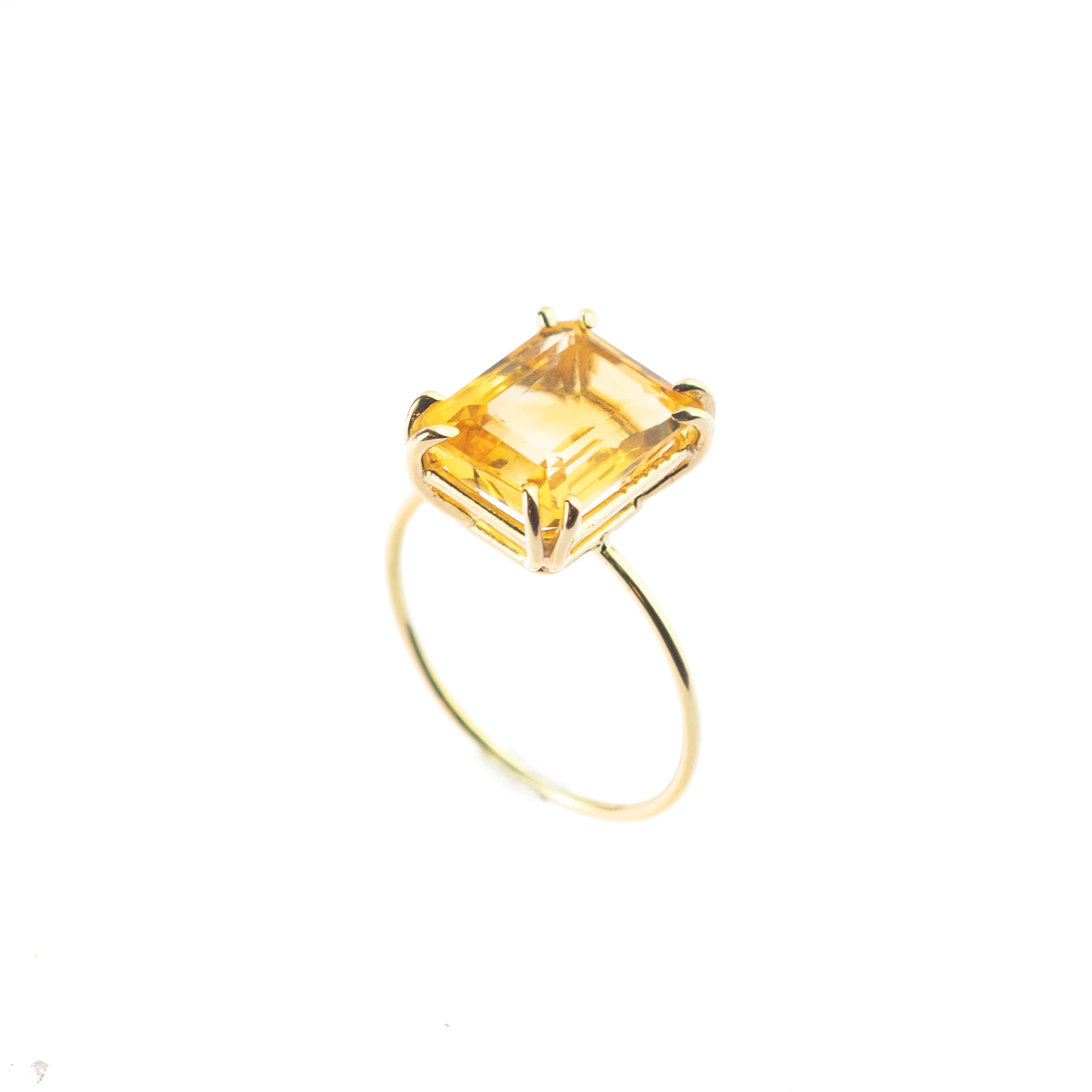 Intini Jewels 18 Karat Yellow Gold Natural Citrine Quartz Cocktail Handmade Ring en venta 1