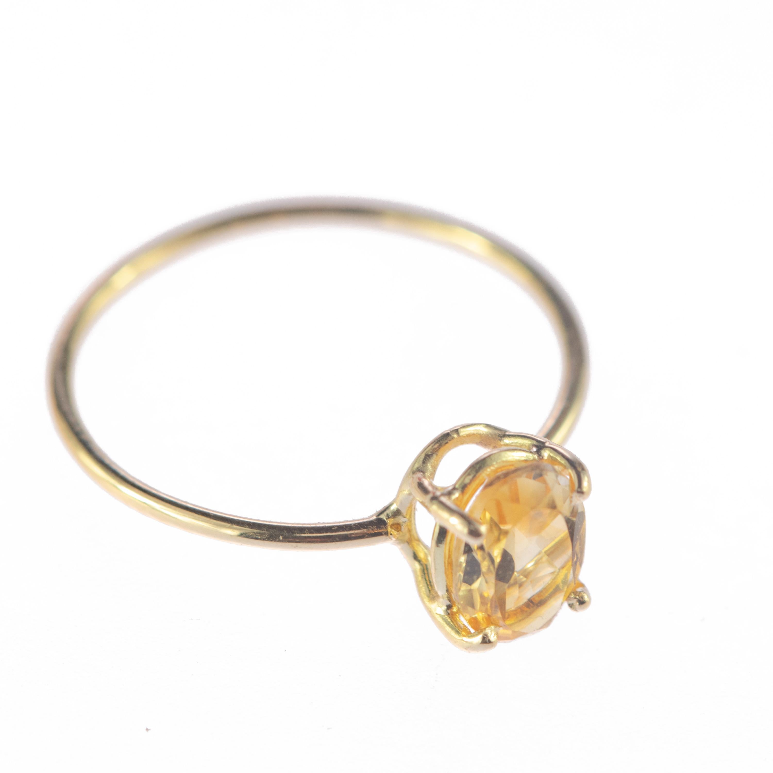 Intini Jewels 18 Karat Yellow Gold Oval Cut Citrine Quartz Cocktail Ring For Sale 4