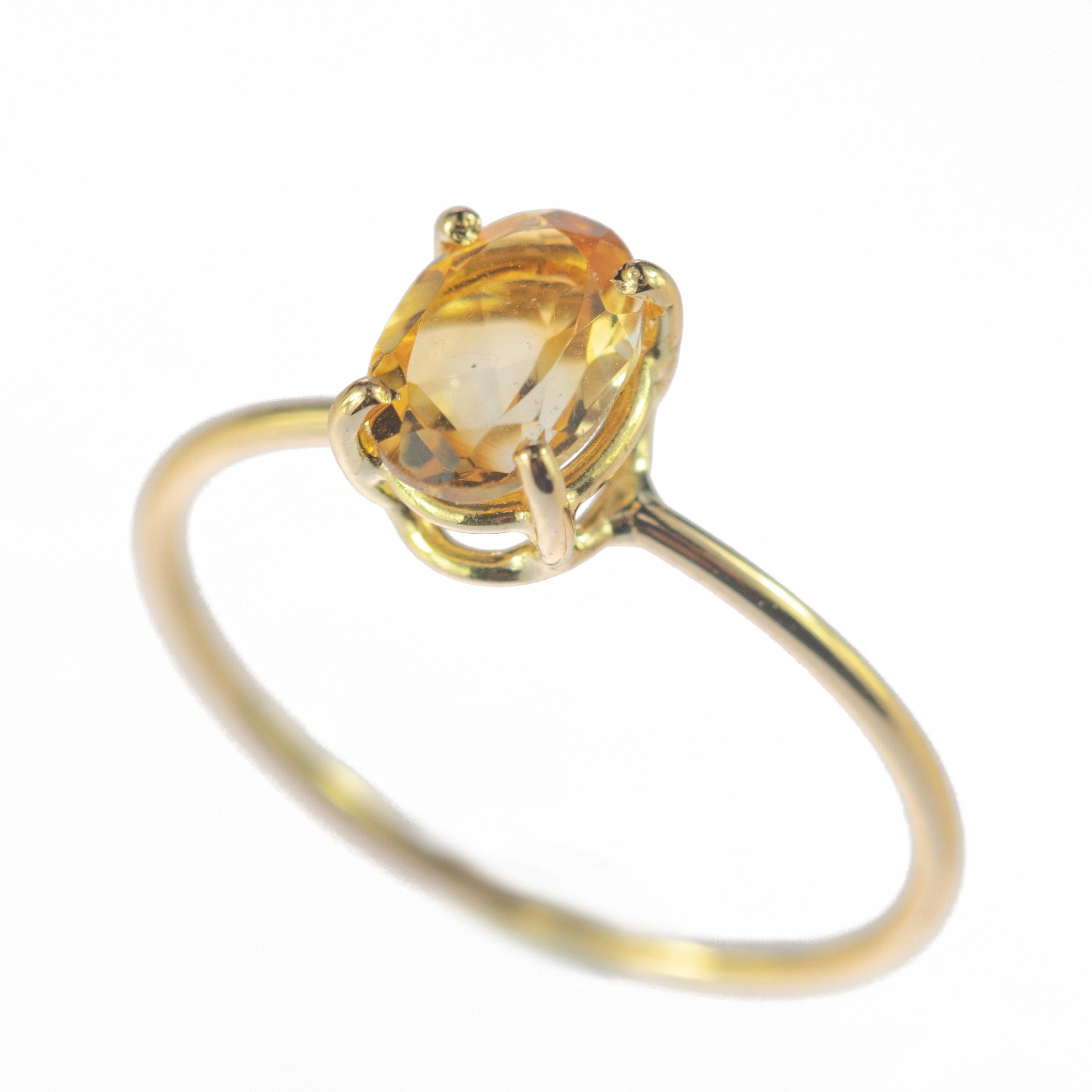 Modern Intini Jewels 18 Karat Yellow Gold Oval Cut Citrine Quartz Cocktail Ring For Sale