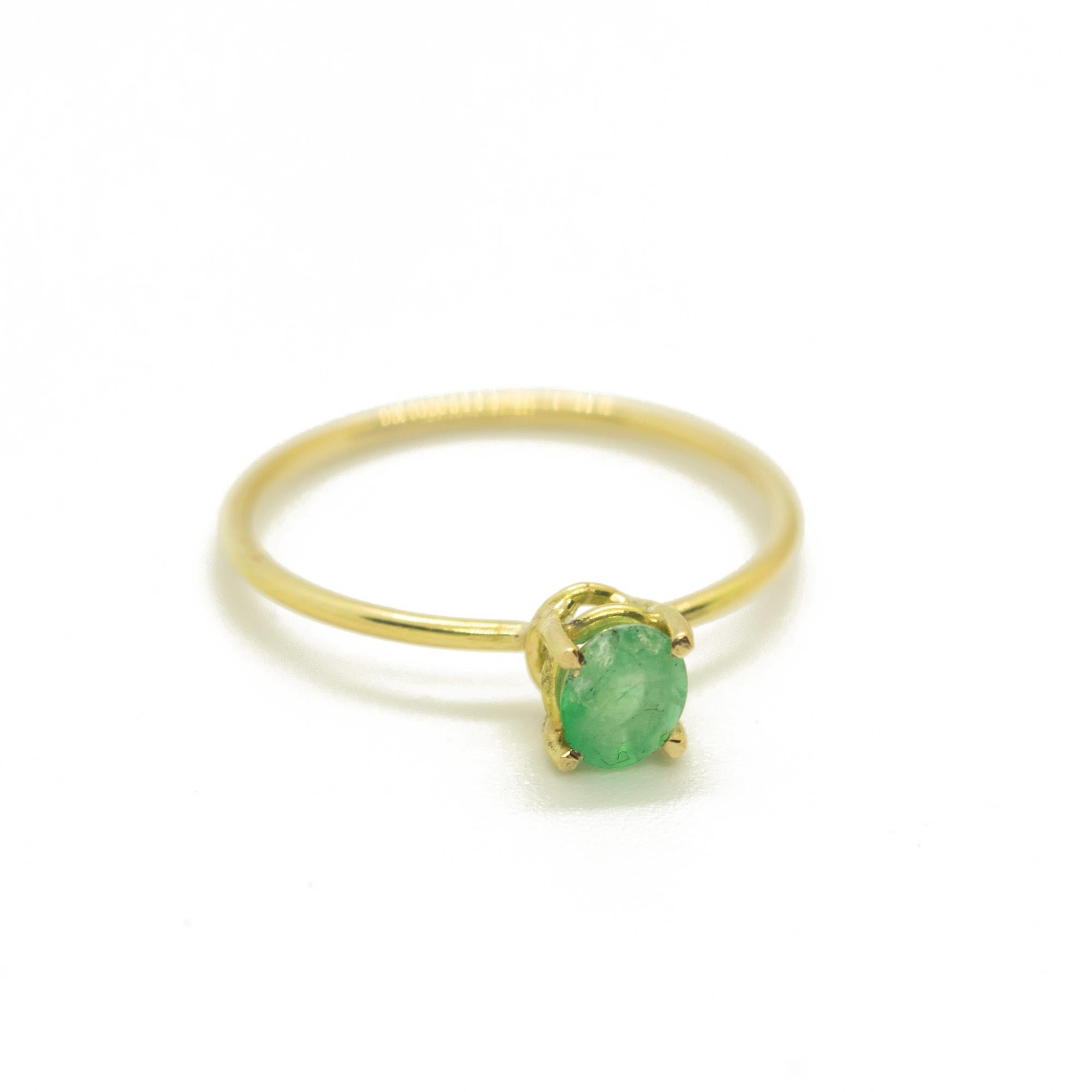 Intini Jewels, bague midi cocktail bleu cocktail en or jaune 18 carats avec émeraude taille ovale Neuf - En vente à Milano, IT