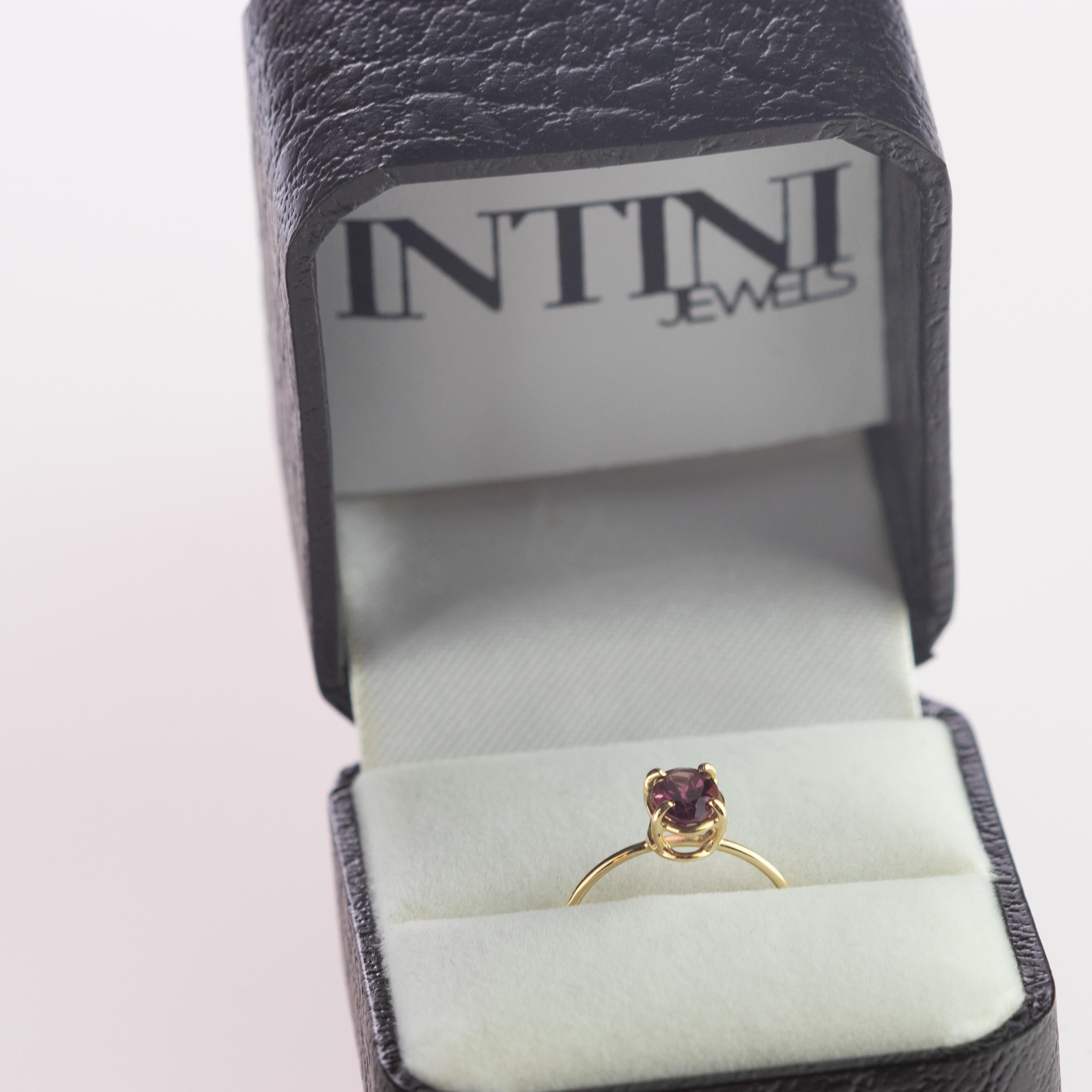 Intini Jewels 18 Karat Yellow Gold Oval Rubellite Cocktail Handmade Chic Ring For Sale 5