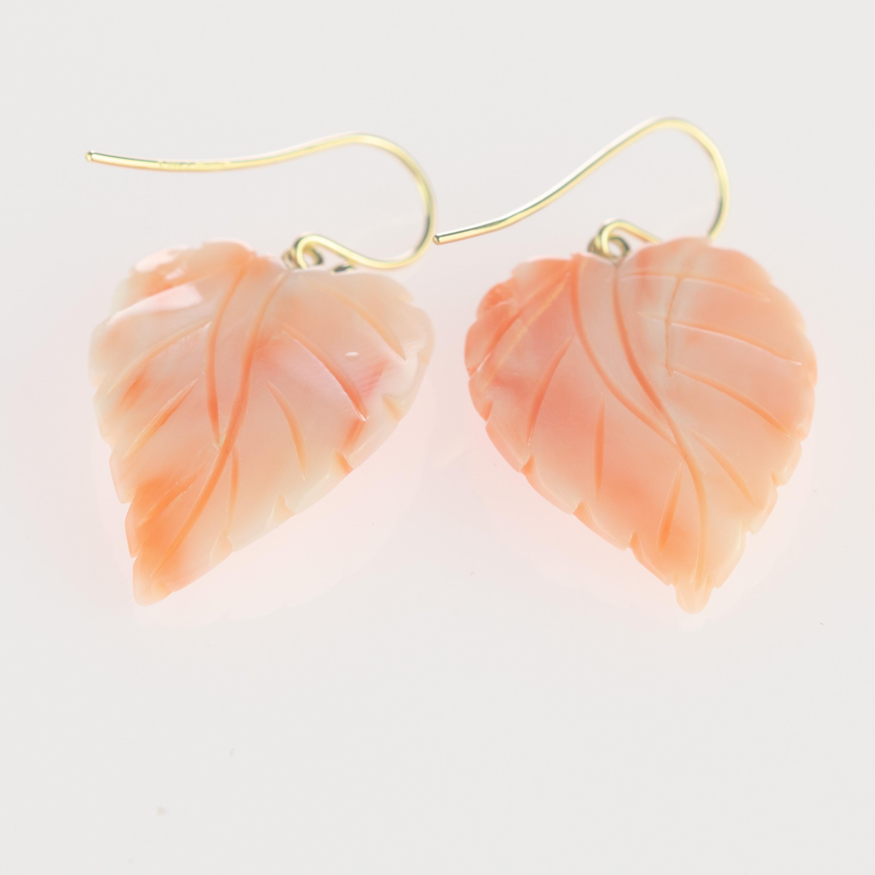 Intini Jewels 18 Karat Yellow Gold Pink Coral Leaf Leaves Dangle Drop Earrings For Sale 3