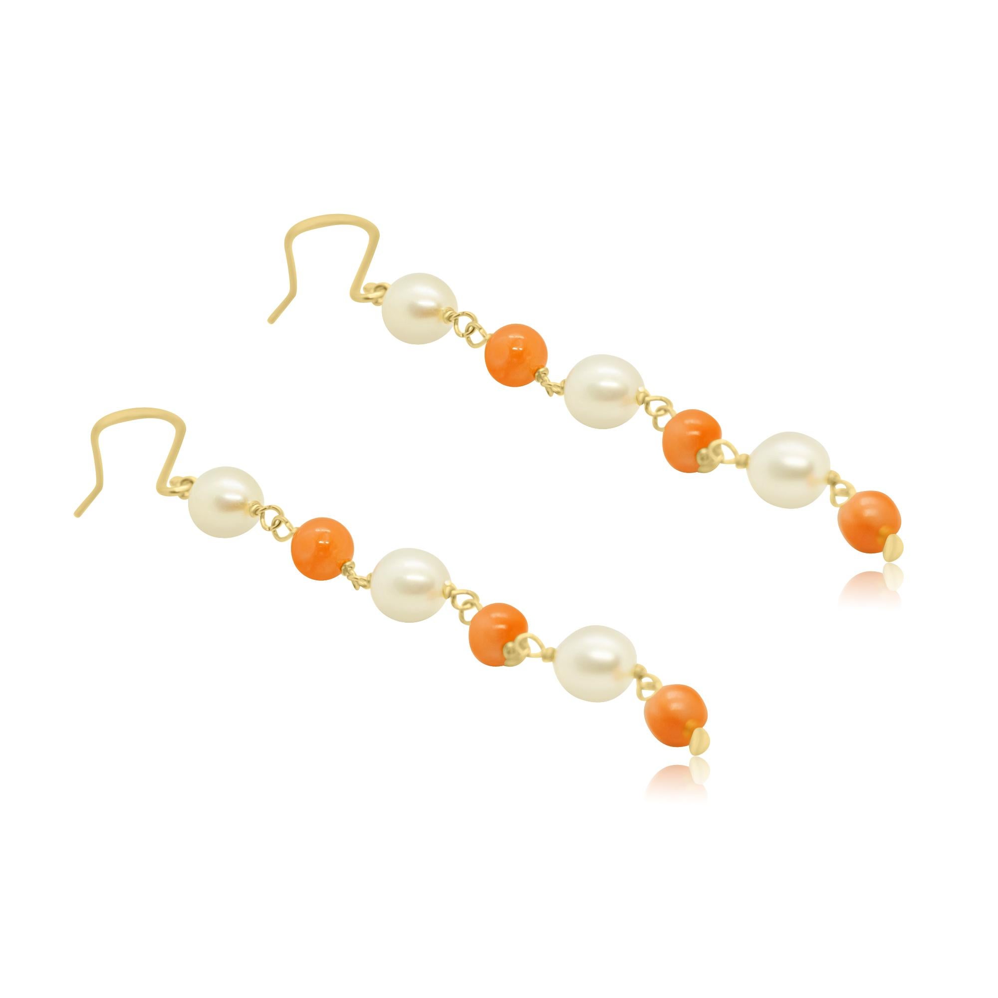 Round Cut Intini Jewels 18K Yellow Gold Natural Pink Coral Pearls Deco Chandelier Earrings For Sale