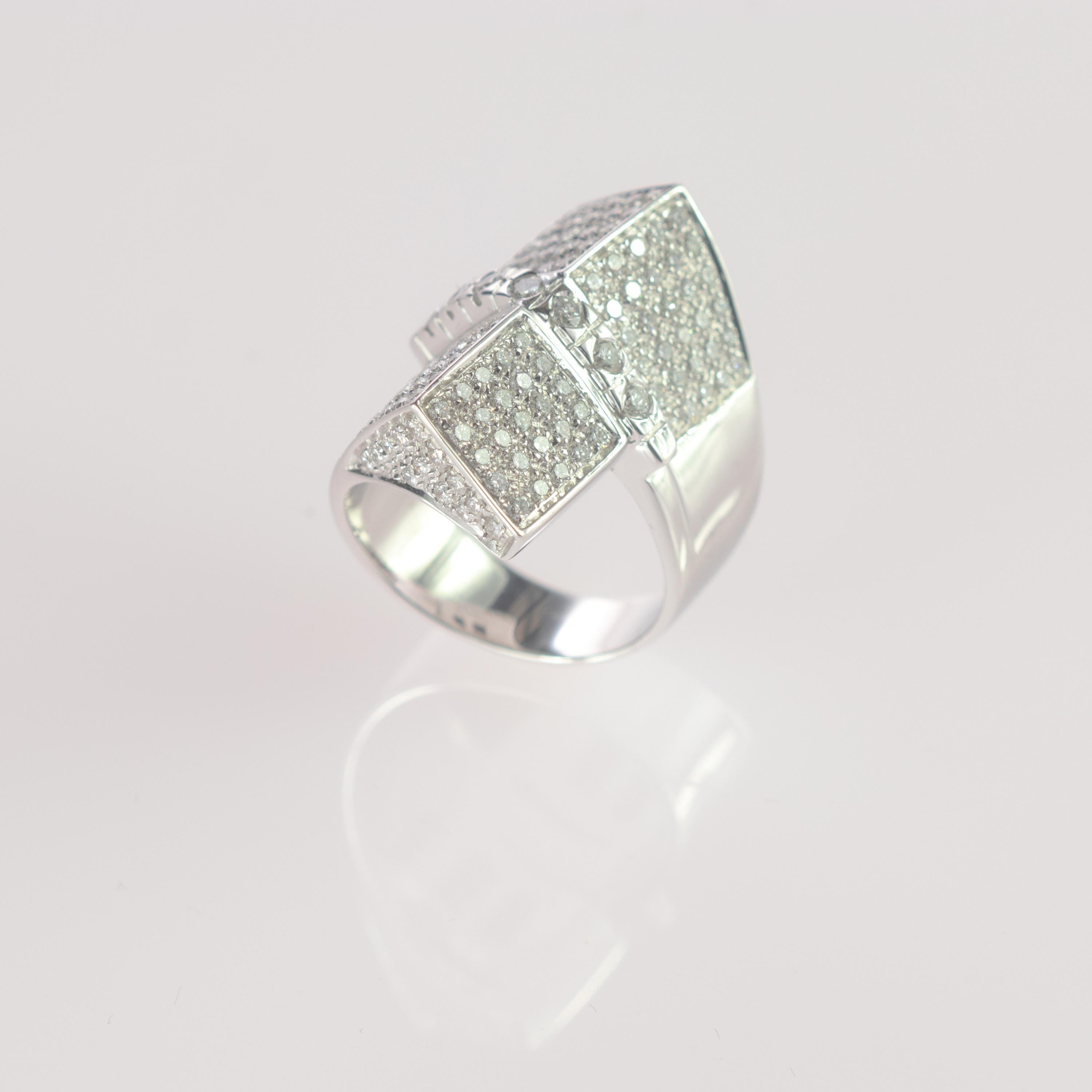 Intini Jewels 2,17 Pave di diamanti in oro bianco 18 carati - Anello geometrico da cocktail in vendita 2
