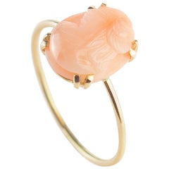 Intini Jewels 1.5 Carat Pink Cammeo Coral 18 Karat Gold Oval Handmade Chic Ring