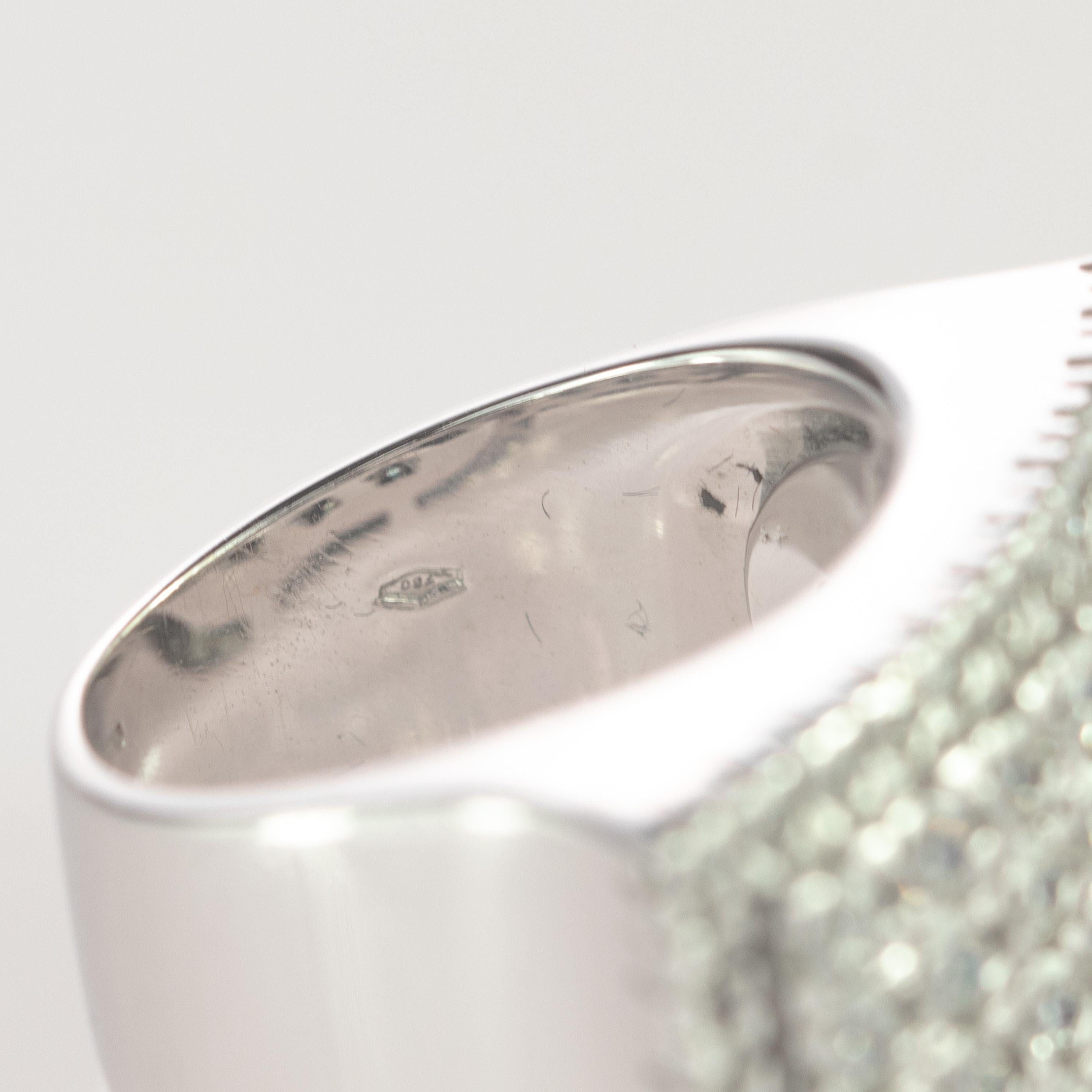 tini Jewels 2,55 Karat Diamant 18 Karat Weißgold Cluster Kuppelband-Ring im Angebot 2