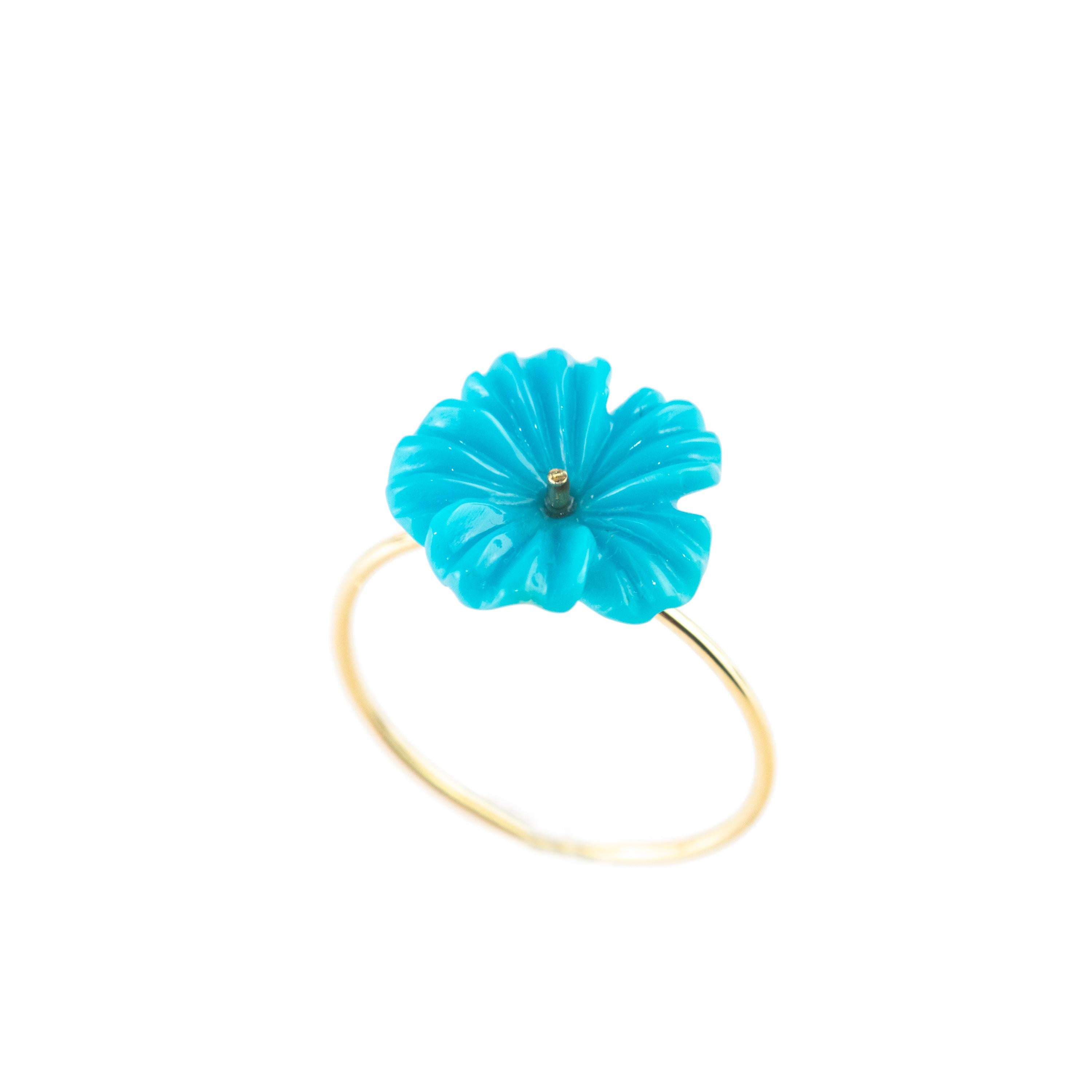 Intini Jewels Bague fille sculptée en or 9 carats avec fleurs en turquoise naturelle de 3,5 carats en vente 1