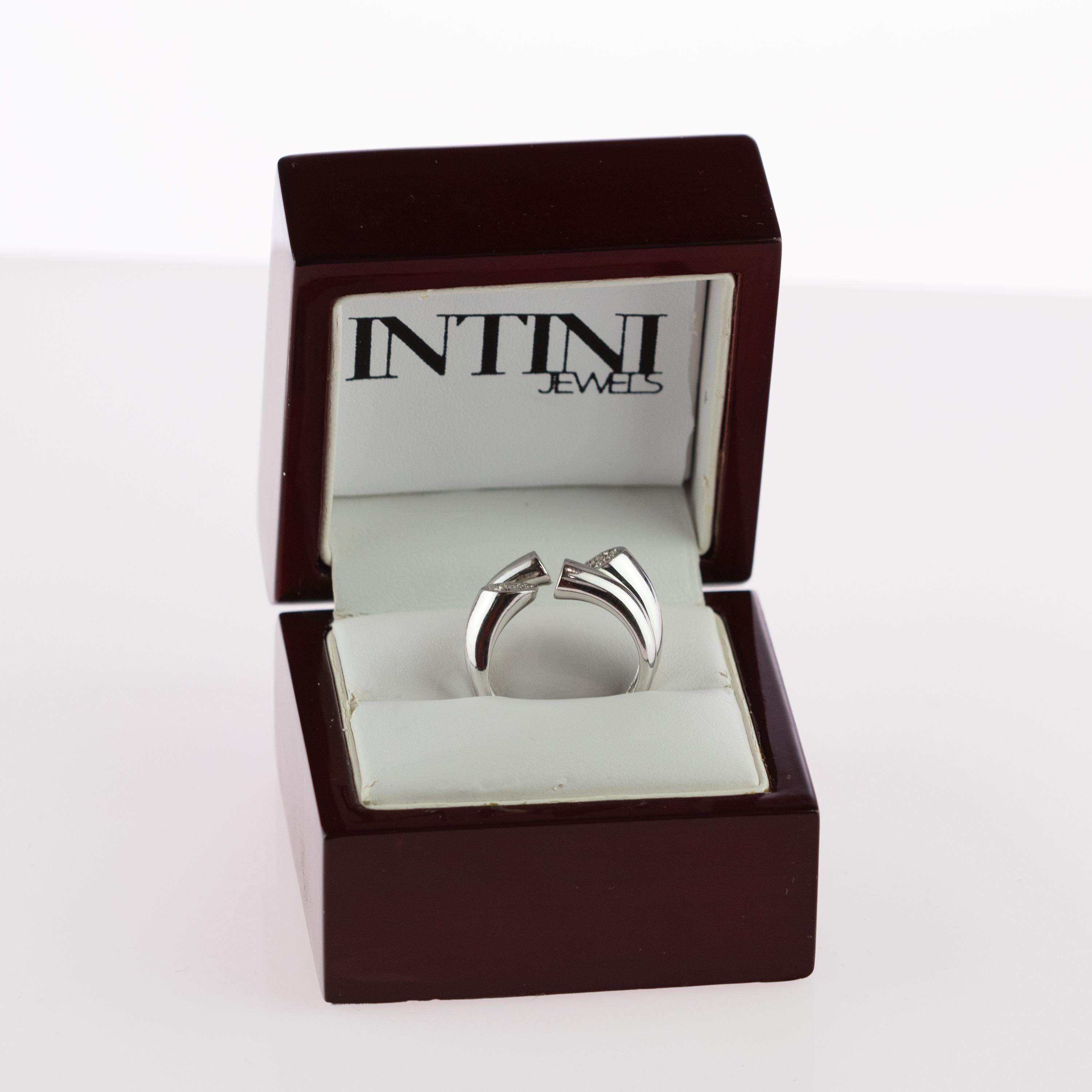 Intini Jewels 4 Open Tube Set Diamond 18 Karat White Gold Cluster Handmade Ring In New Condition For Sale In Milano, IT