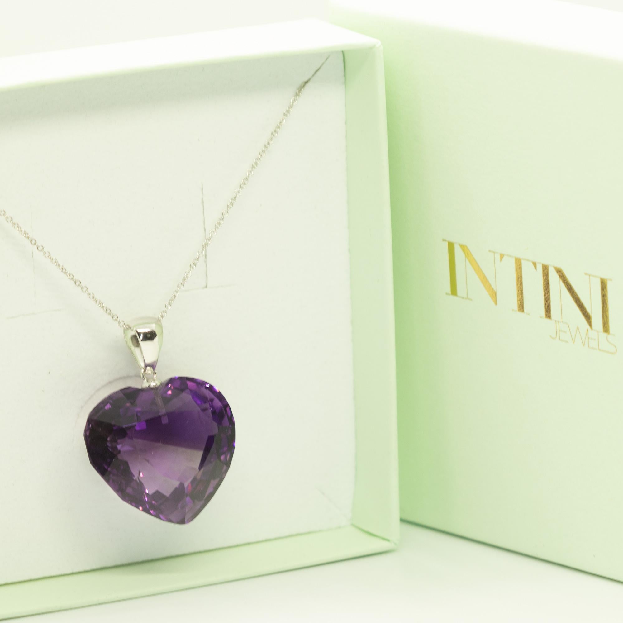 Intini Jewels 51.95 Carats Amethyst Heart 18 Karat White Gold Pendant Necklace For Sale 1