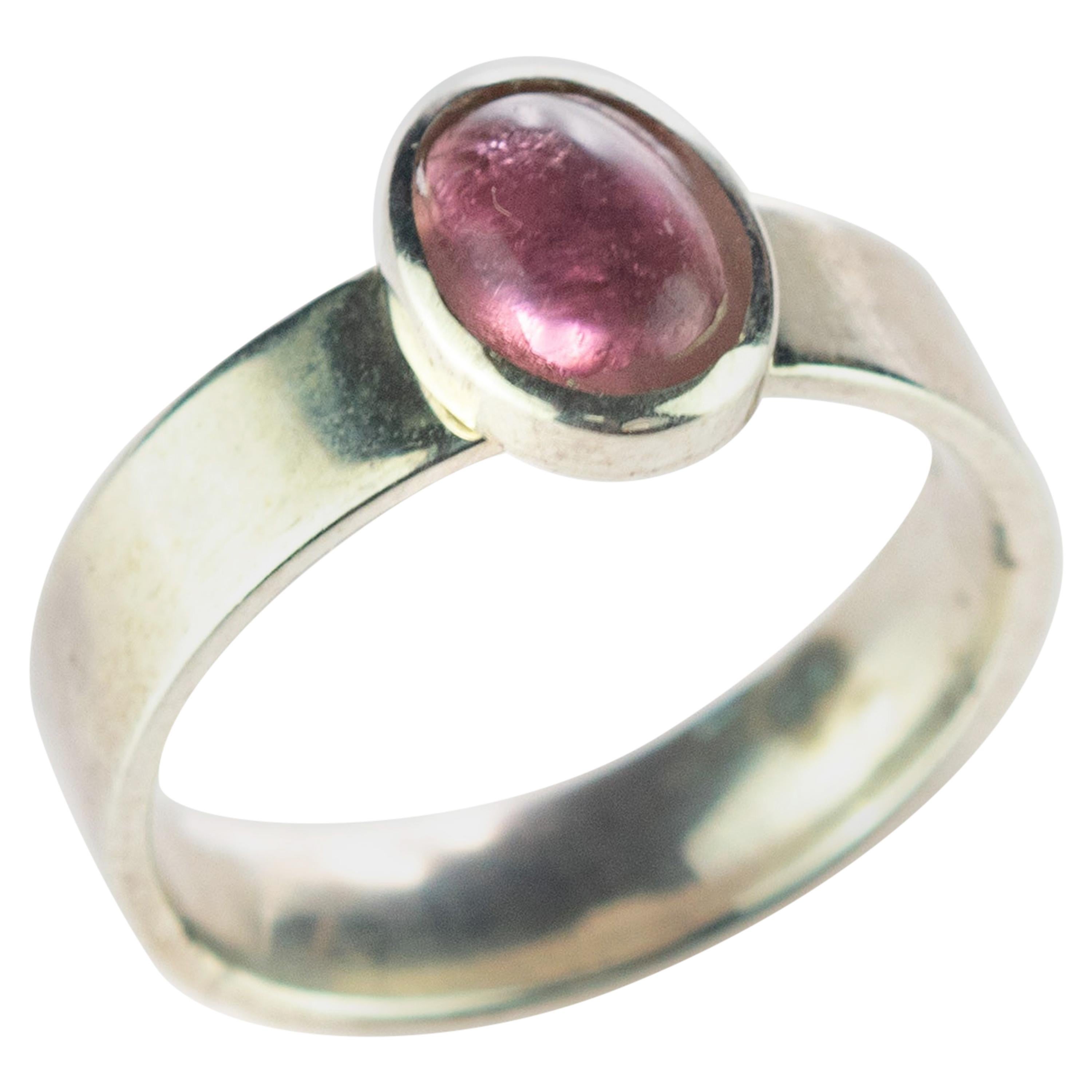 Intini Jewels 925 Sterling Silver Pink Purple Tourmaline Oval Cabochon Ring For Sale