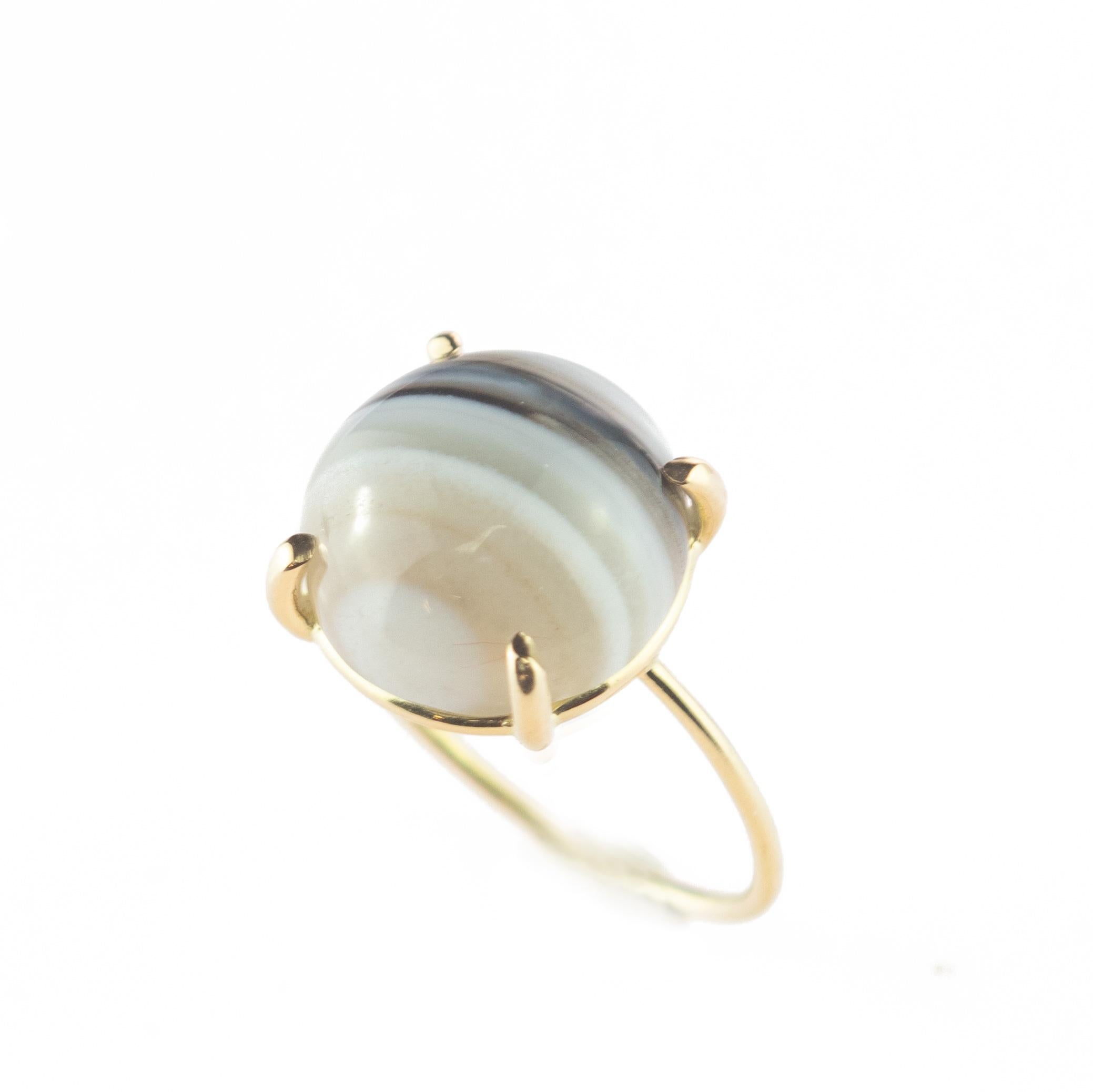 Intini Jewels Agate Natural Gray 18 Karat Yellow Gold Handmade Cocktail Ring In New Condition For Sale In Milano, IT