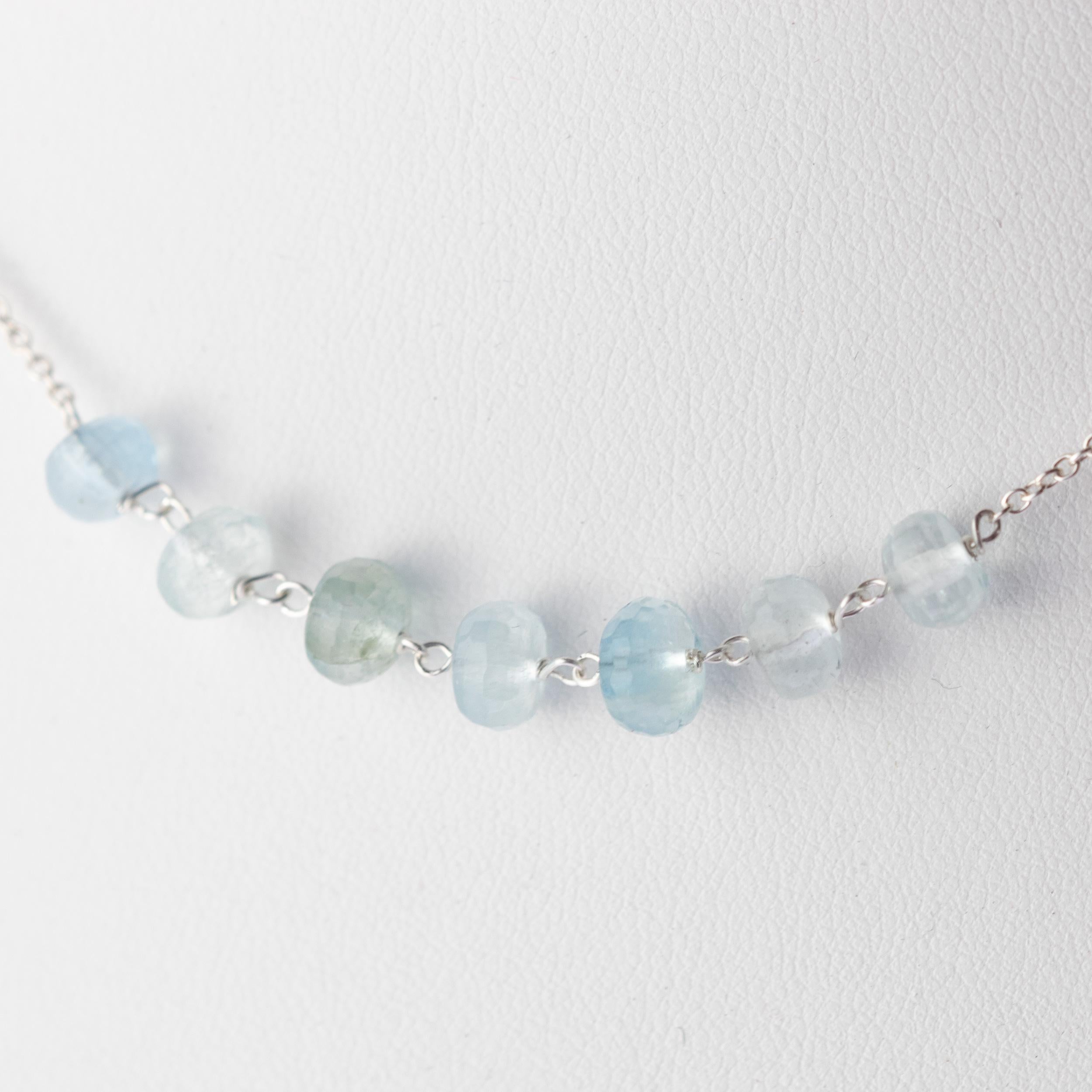 Intini Jewels Collana da cocktail con sfere di acquamarina in argento con catena minimalista in vendita 4