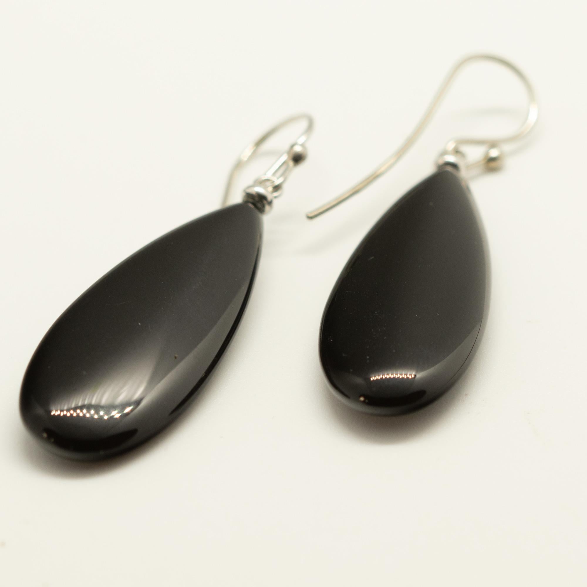 Ohrhänger aus Sterlingsilber 925 mit schwarzem Achat und ovalem Onyx von Intini Jewels (Modernistisch)