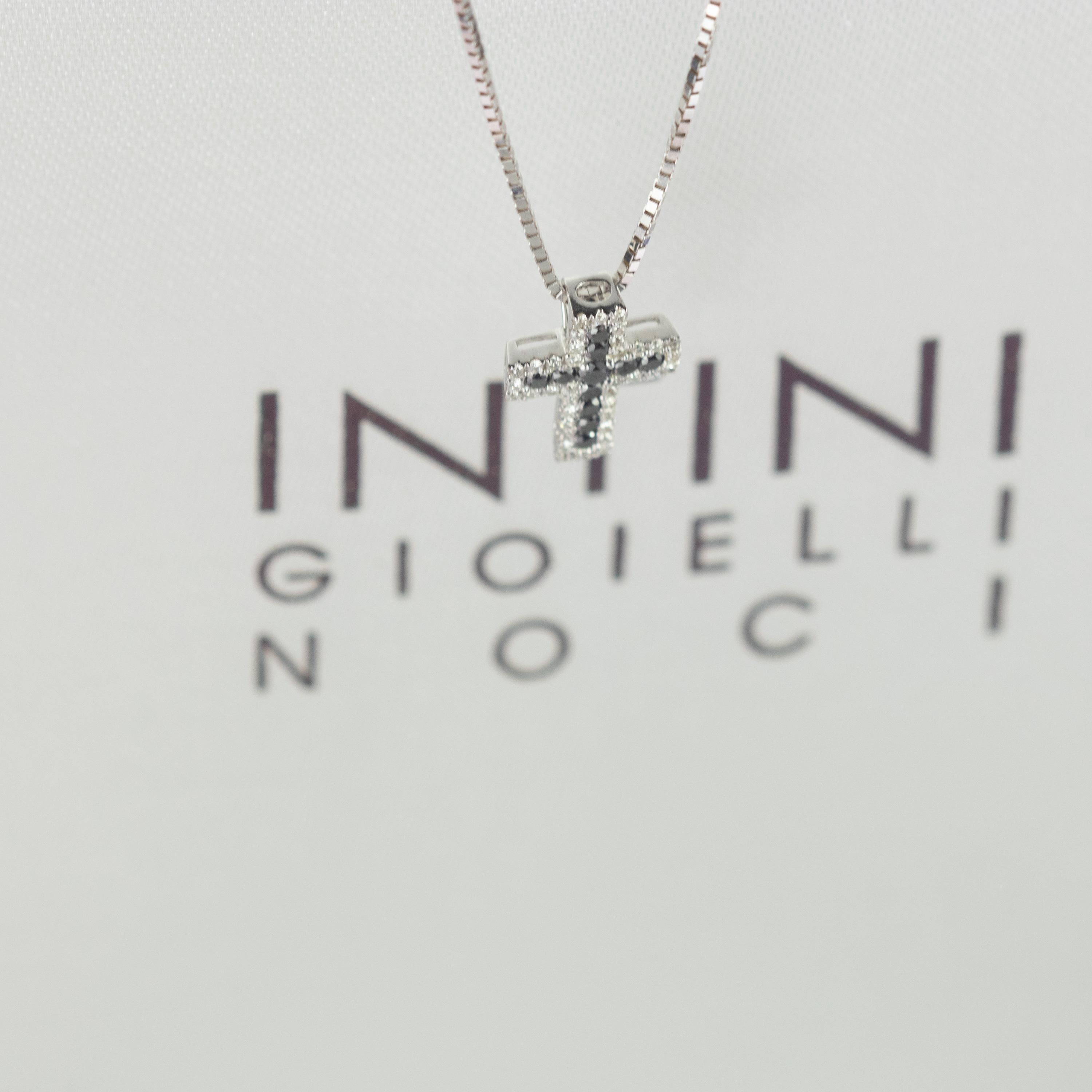 Intini Jewels Black Diamonds Cross Pendant 18 Karat White Gold Chain Necklace In New Condition For Sale In Milano, IT