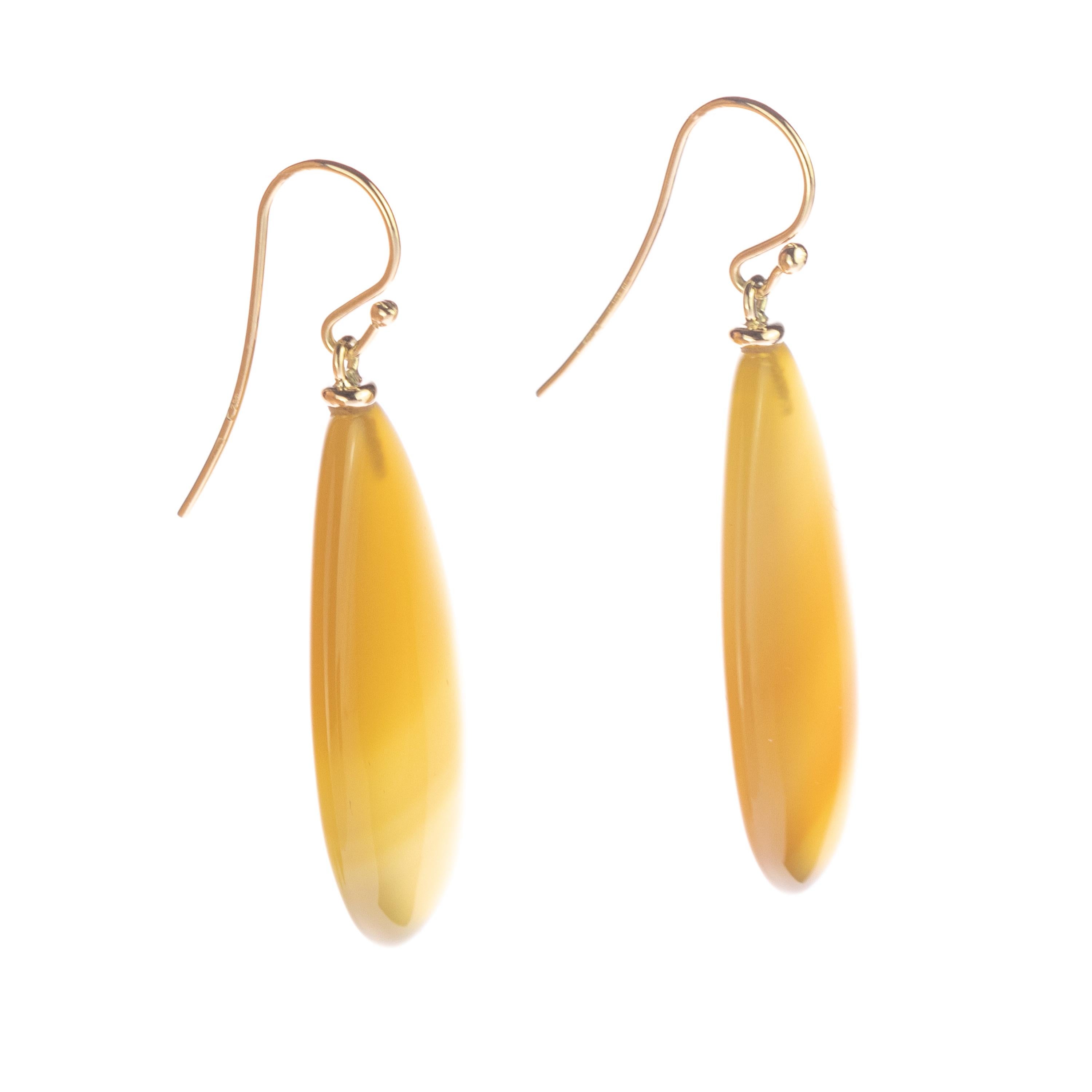 Artisan Intini Jewels Boucles d'oreilles artisanales en agate brune et or jaune 18 carats avec chaîne en forme de goutte d'eau en vente