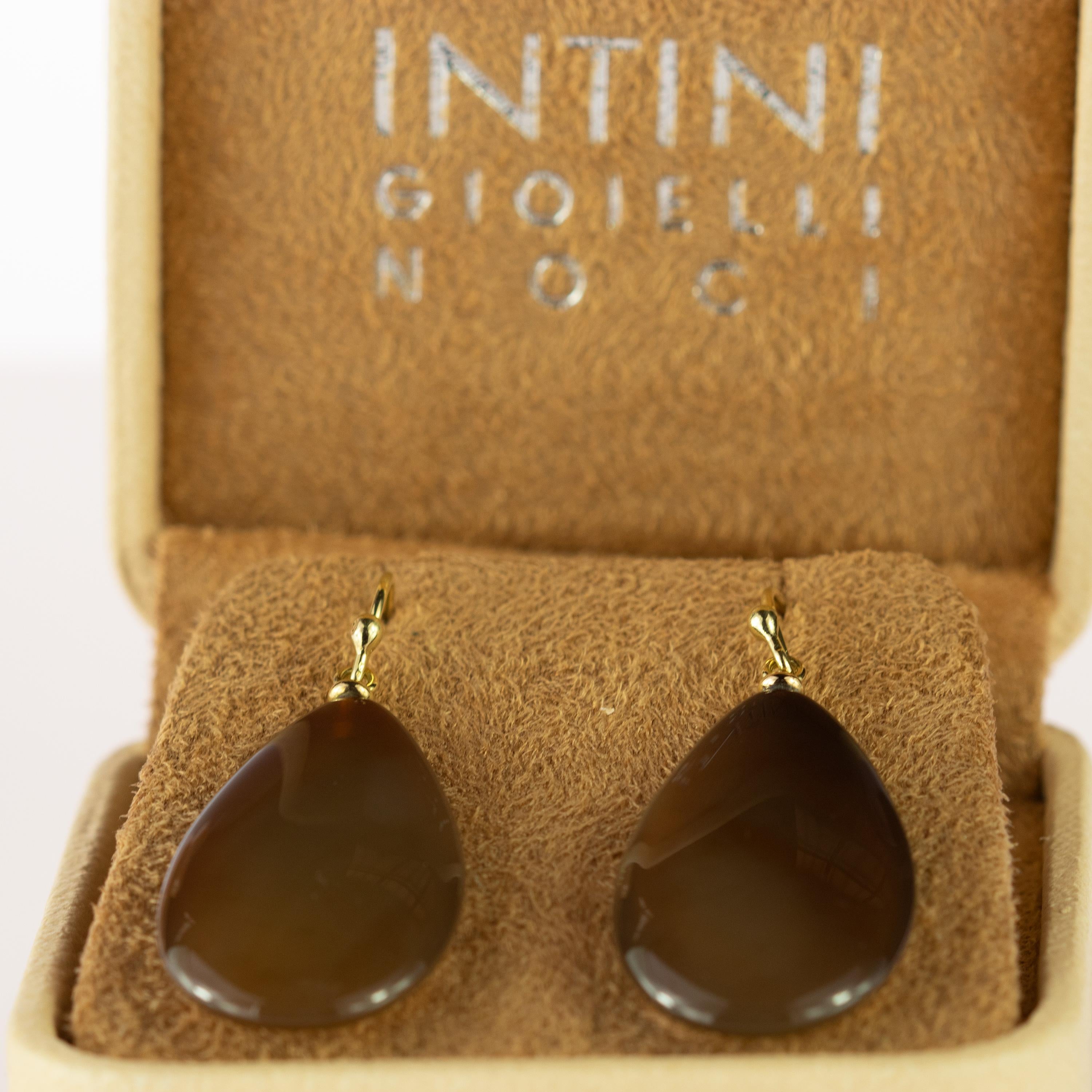 Intini Jewels Pendientes artesanales de ágata marrón con cadena de oro amarillo de 18 quilates y forma de lágrima en Nuevo estado para la venta en Milano, IT