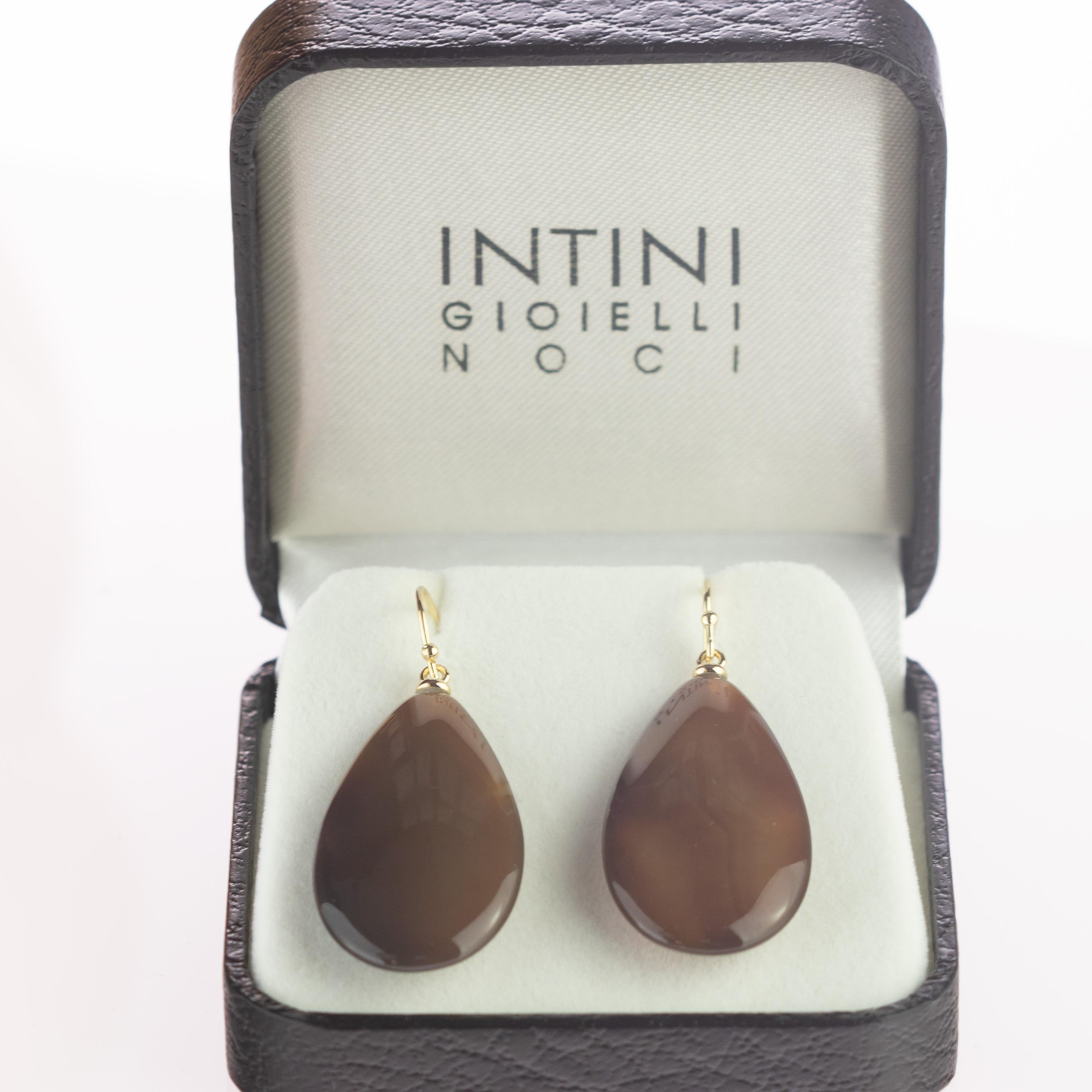 Intini Jewels Boucles d'oreilles artisanales en agate brune et or jaune 18 carats avec chaîne en forme de goutte d'eau Unisexe en vente