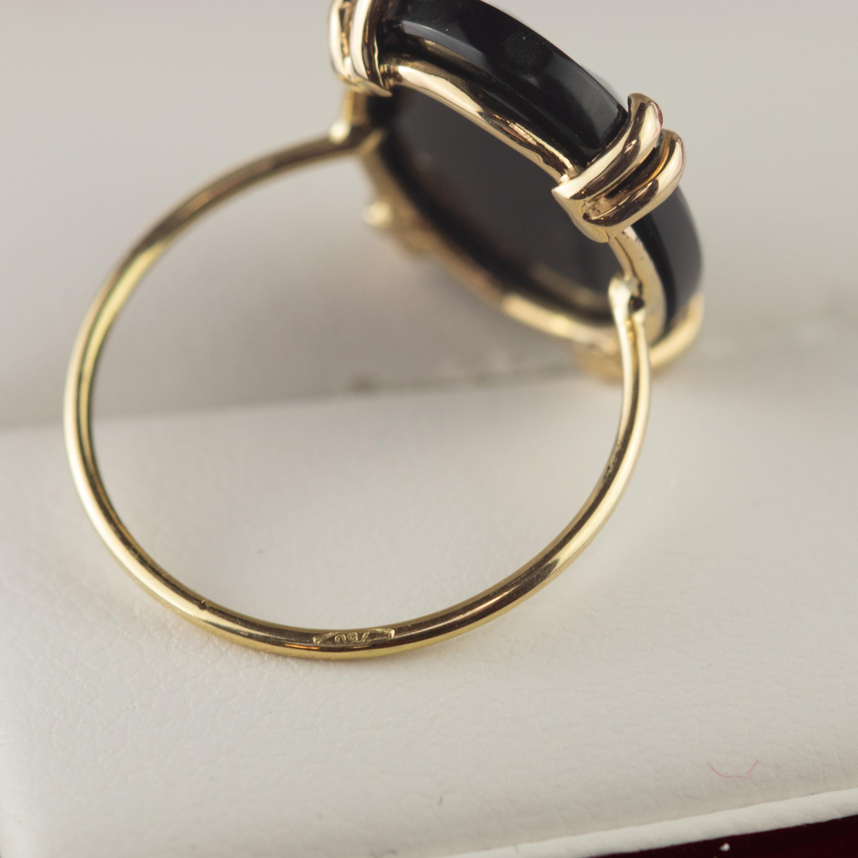 Intini Jewels Cammeo Ópalo Ágata Oval 18 Kilates Oro Amarillo Cóctel Anillo Moderno Corte oval en venta