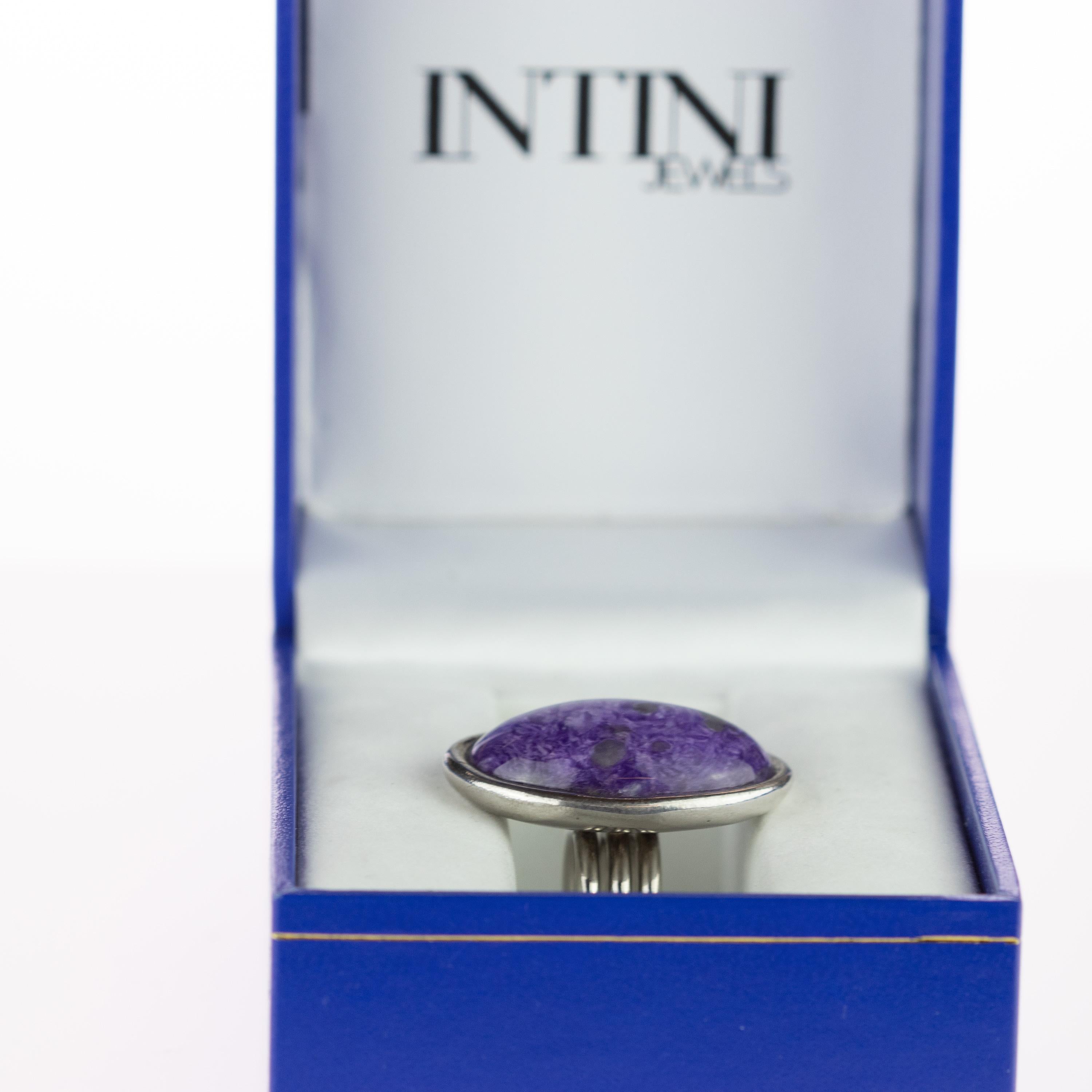 Intini Jewels Charoite Oval Cabochon Sterling Silver Cocktail Crafted Retro Ring For Sale 4
