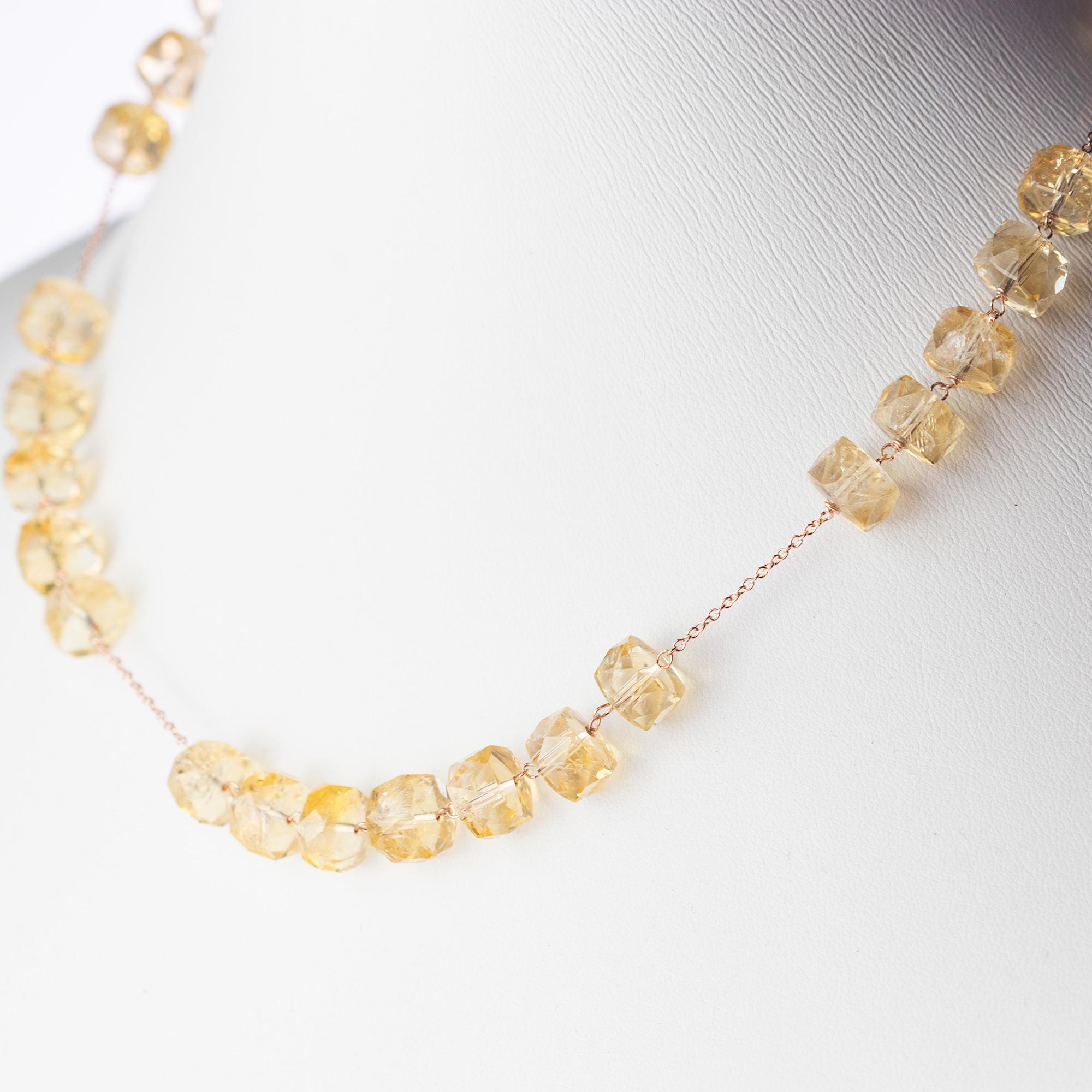 Handgefertigte moderne Halskette mittini Juwelen, Citrin Perlen 9 Karat Roségold (Art nouveau) im Angebot