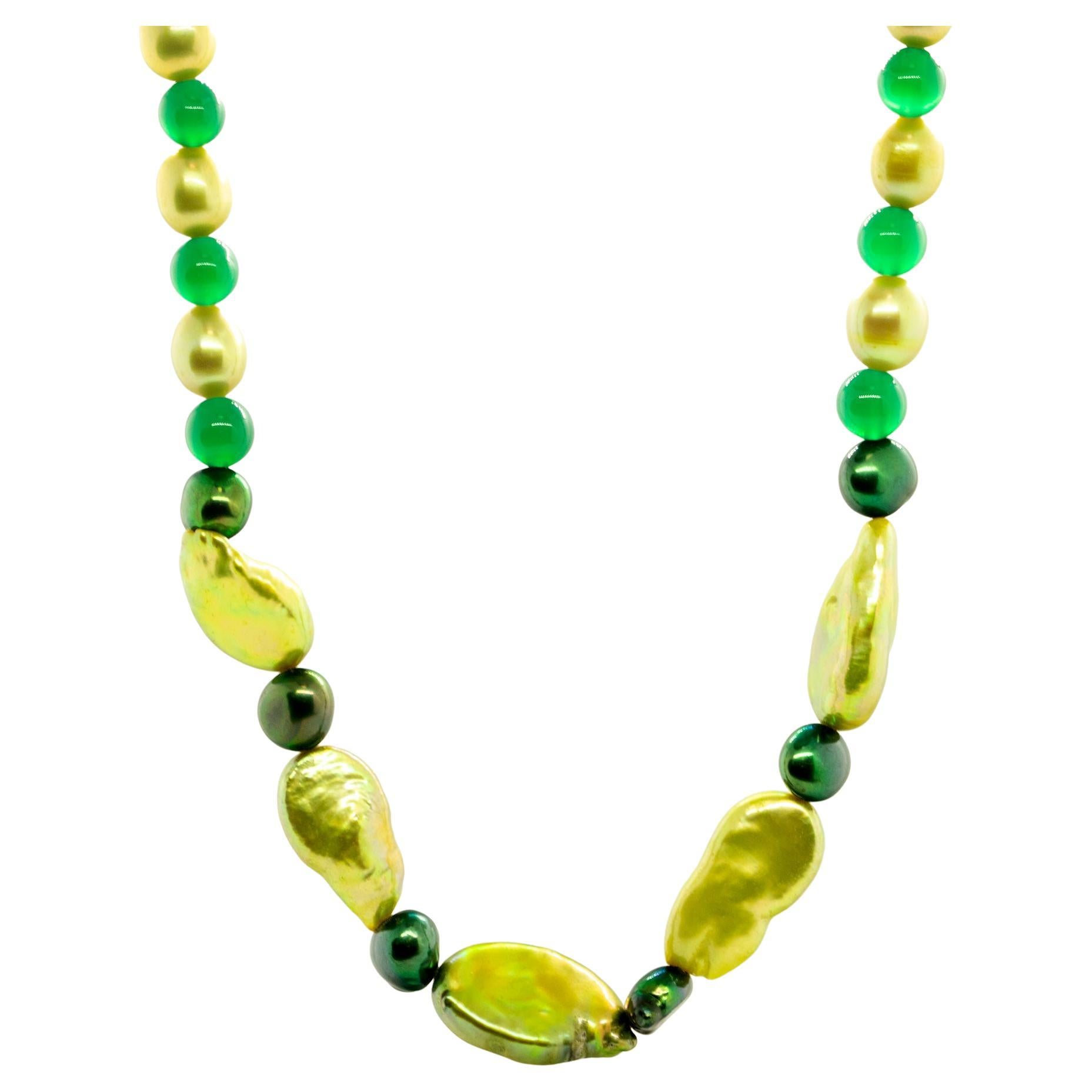 Intini Jewels Coloured Pearls Green Quartz Gold Boho Chic Deco Pearl Necklace For Sale