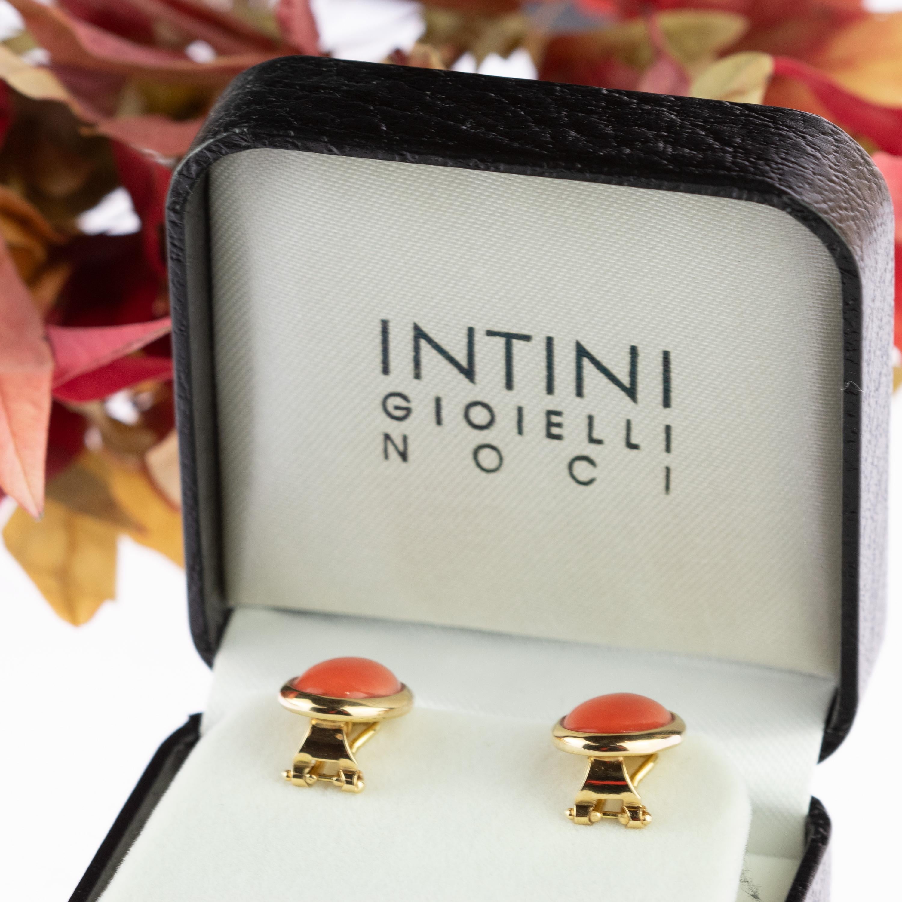 Intini Jewels Coral 18 Karat Yellow Gold Romantic Stud Lever Back Deco Earrings In New Condition In Milano, IT