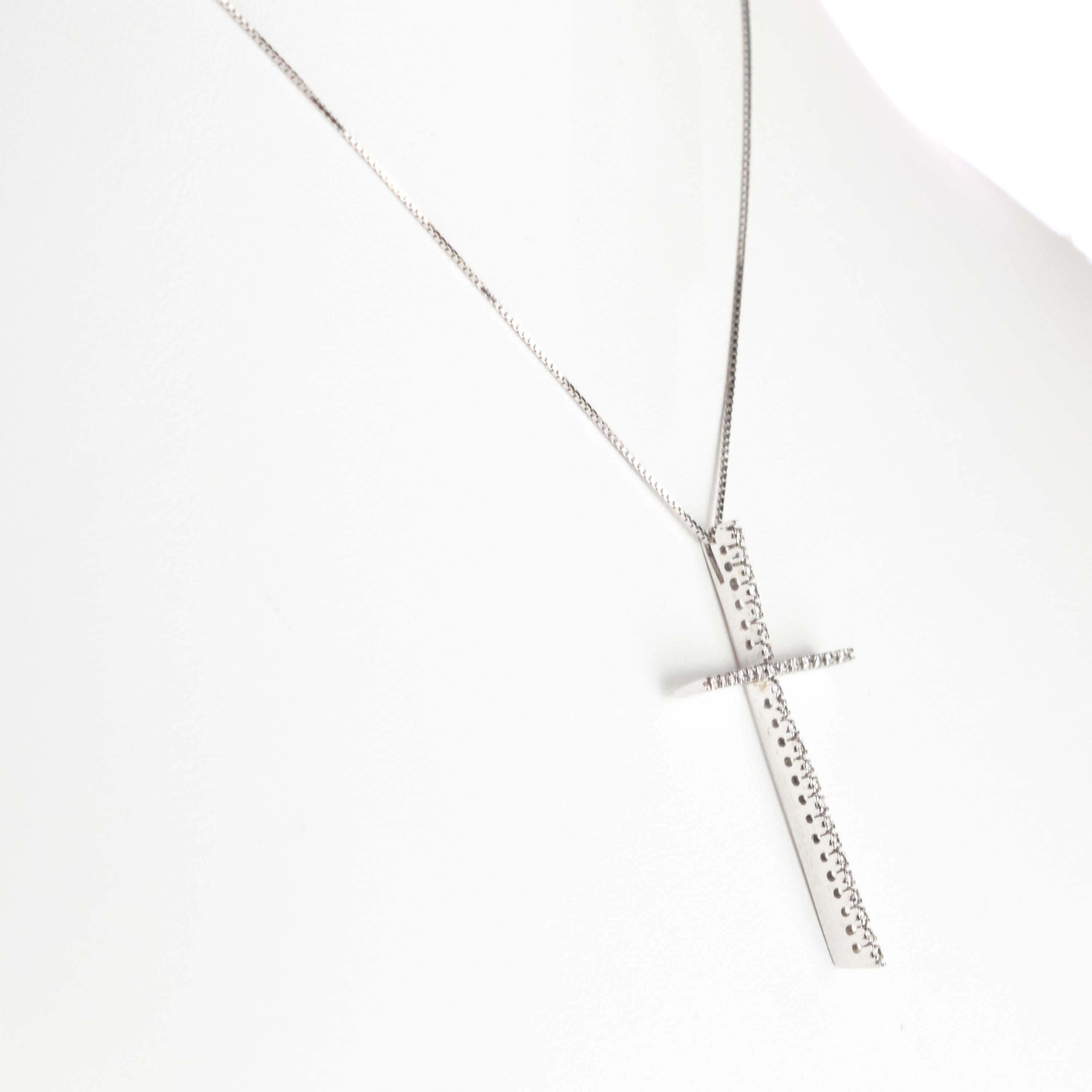 catholic cross pendant