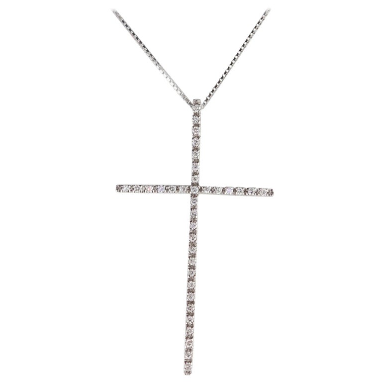 Intini Jewels Diamond Cross Pendant 18 Karat White Gold Chain Catholic  Necklace For Sale at 1stDibs | catholic cross necklace, catholic cross  pendant, gold chain necklace womens