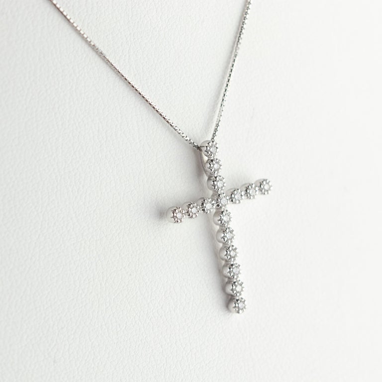 Gem Treasures Sterling Silver 1.70ctw Indicolite Cross Pendant w/ Chain