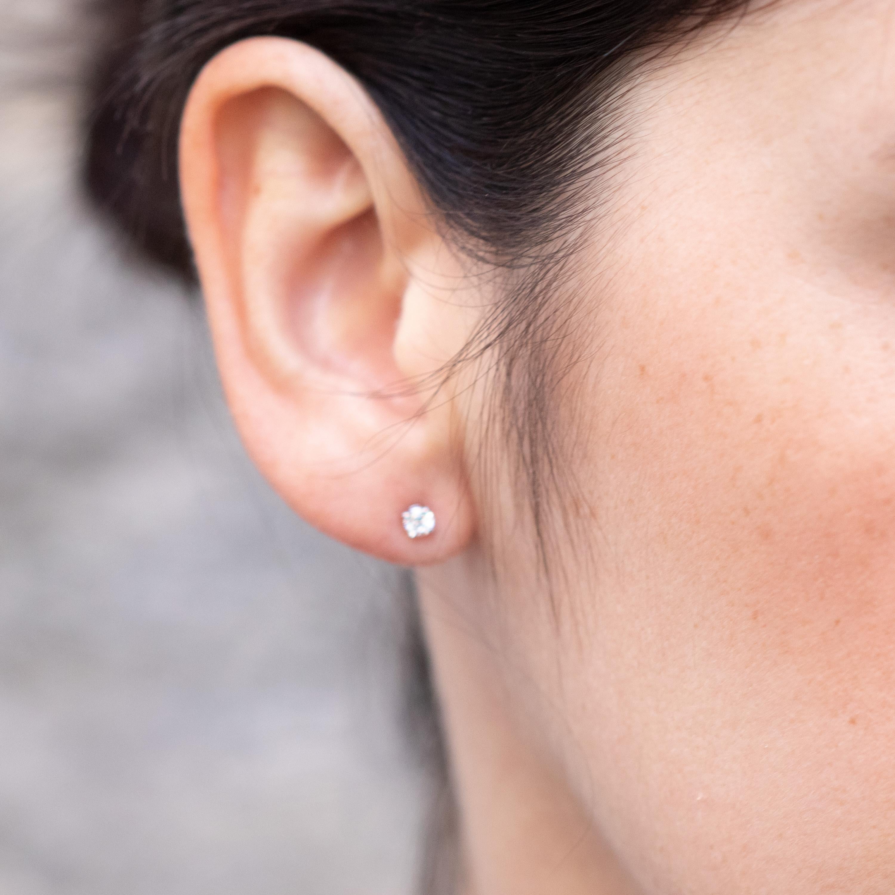 Intini Jewels Orecchini da cocktail con diamante punto luce in oro bianco 18 carati in vendita 3