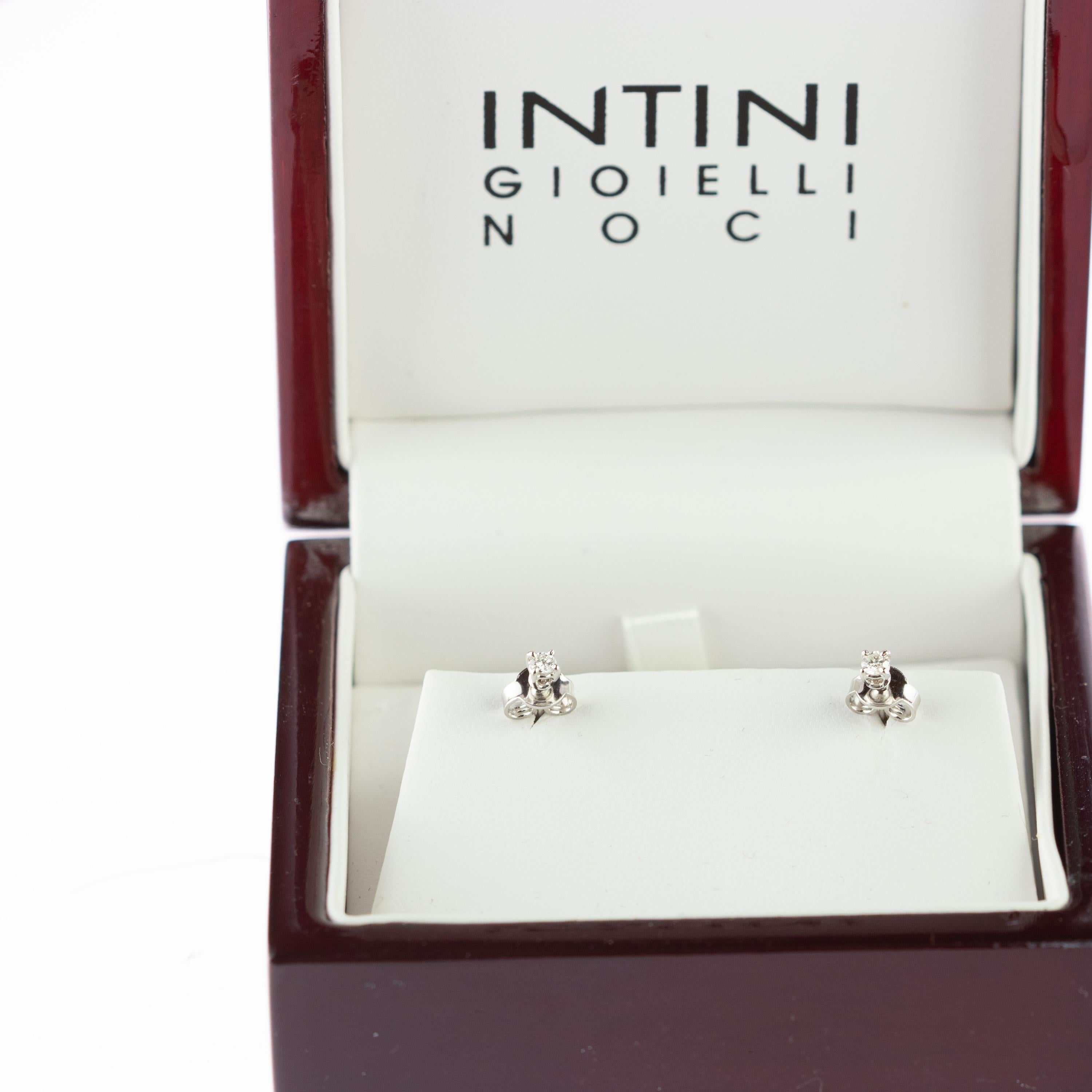 Intini Jewels Orecchini da cocktail con diamante punto luce in oro bianco 18 carati in vendita 1