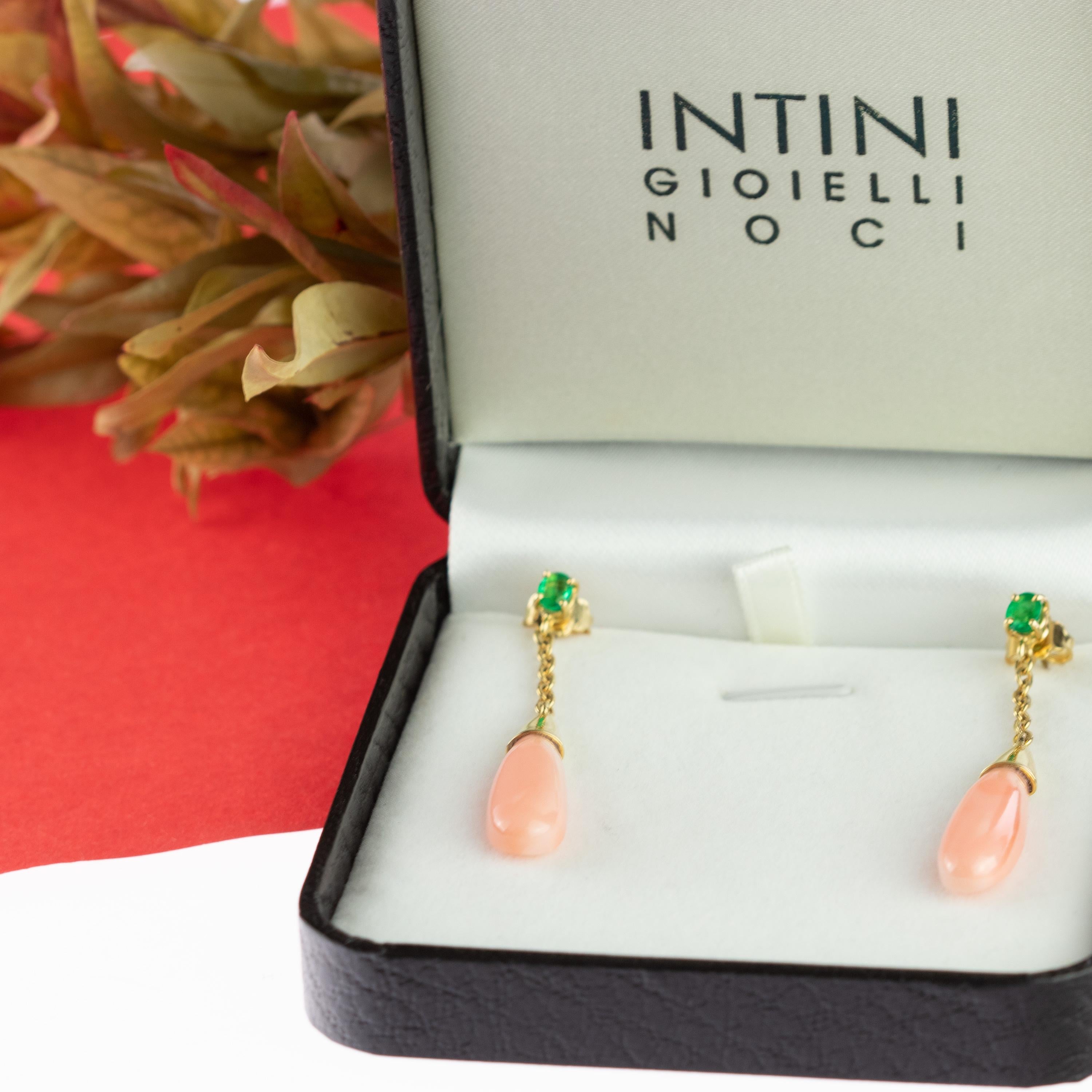 Intini Jewels Pendientes Esmeralda Rosa Coral Gota Lágrima Oro 18 Kilates Cocktail Chic en Nuevo estado para la venta en Milano, IT