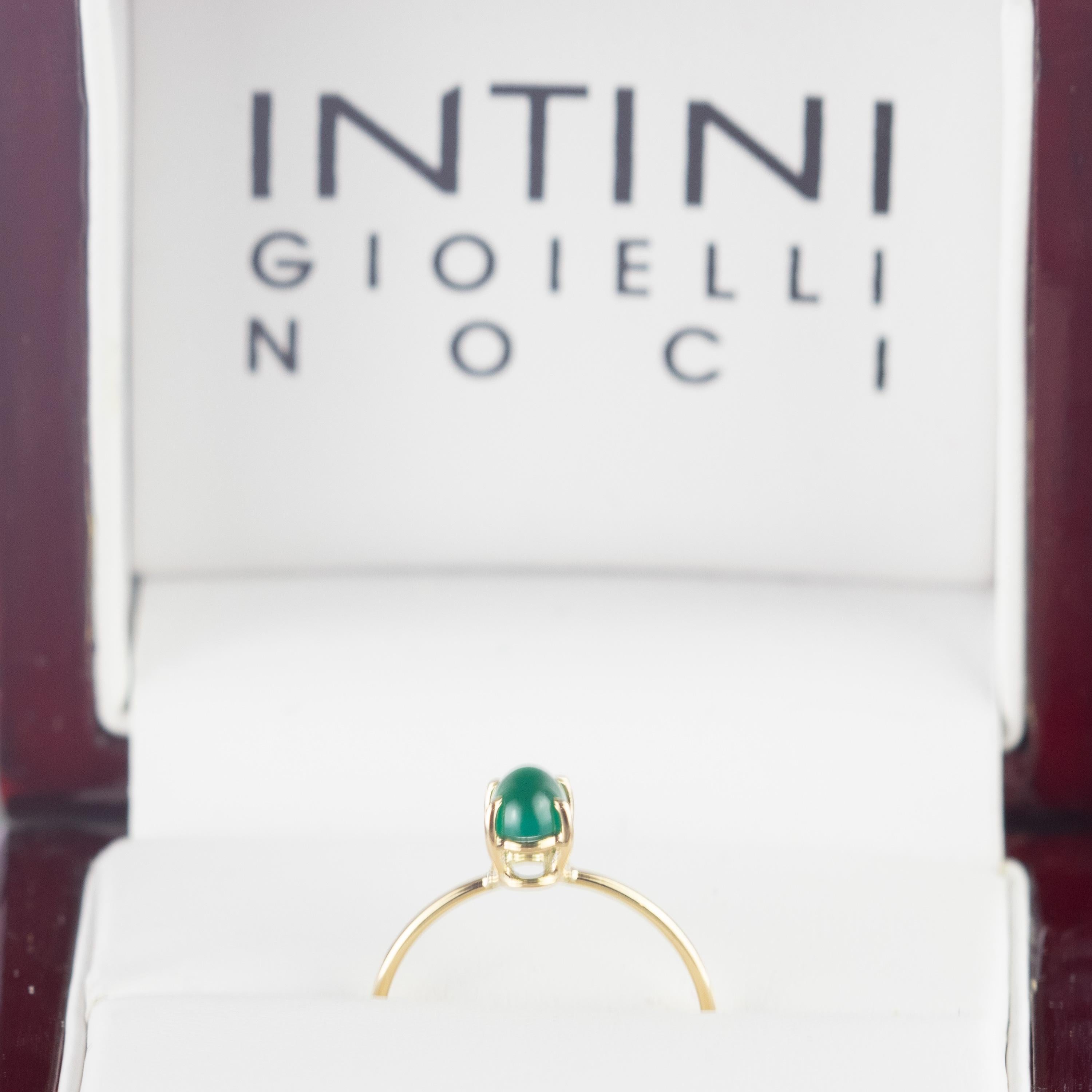 Taglio ovale Intini Jewels Anello ovale d'amore romantico in oro giallo 18 carati Pasion in vendita