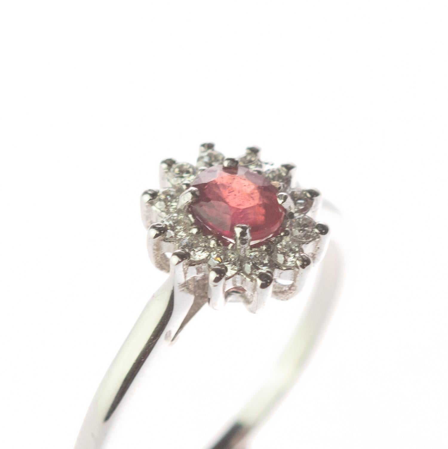 Intini Jewels Faceted Ruby Oval Diamond 18 Karat White Gold Edwardian Ring For Sale 2