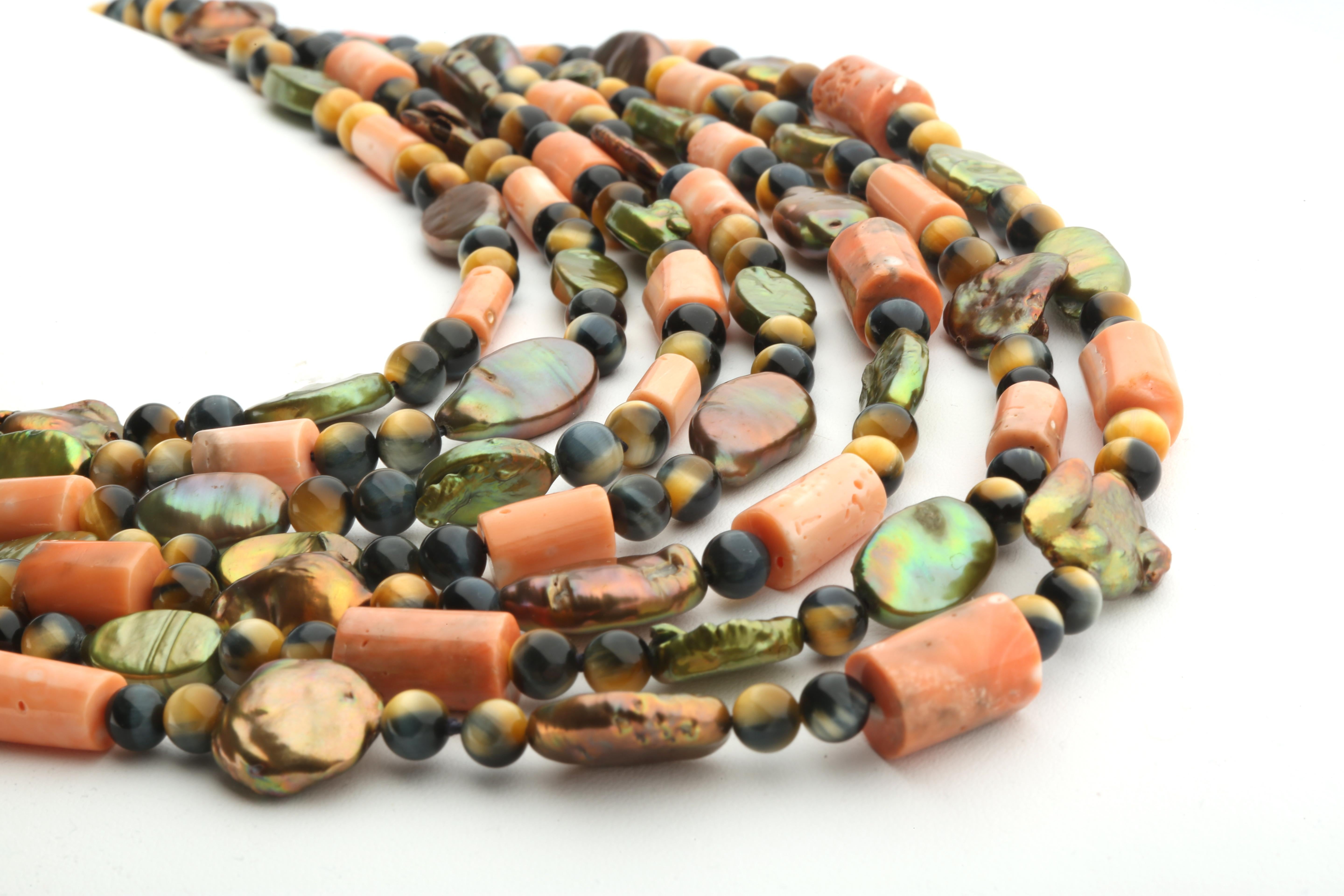 Perlina Intini Jewels Collana con perle d'acqua dolce e corallo in argento 925 in vendita