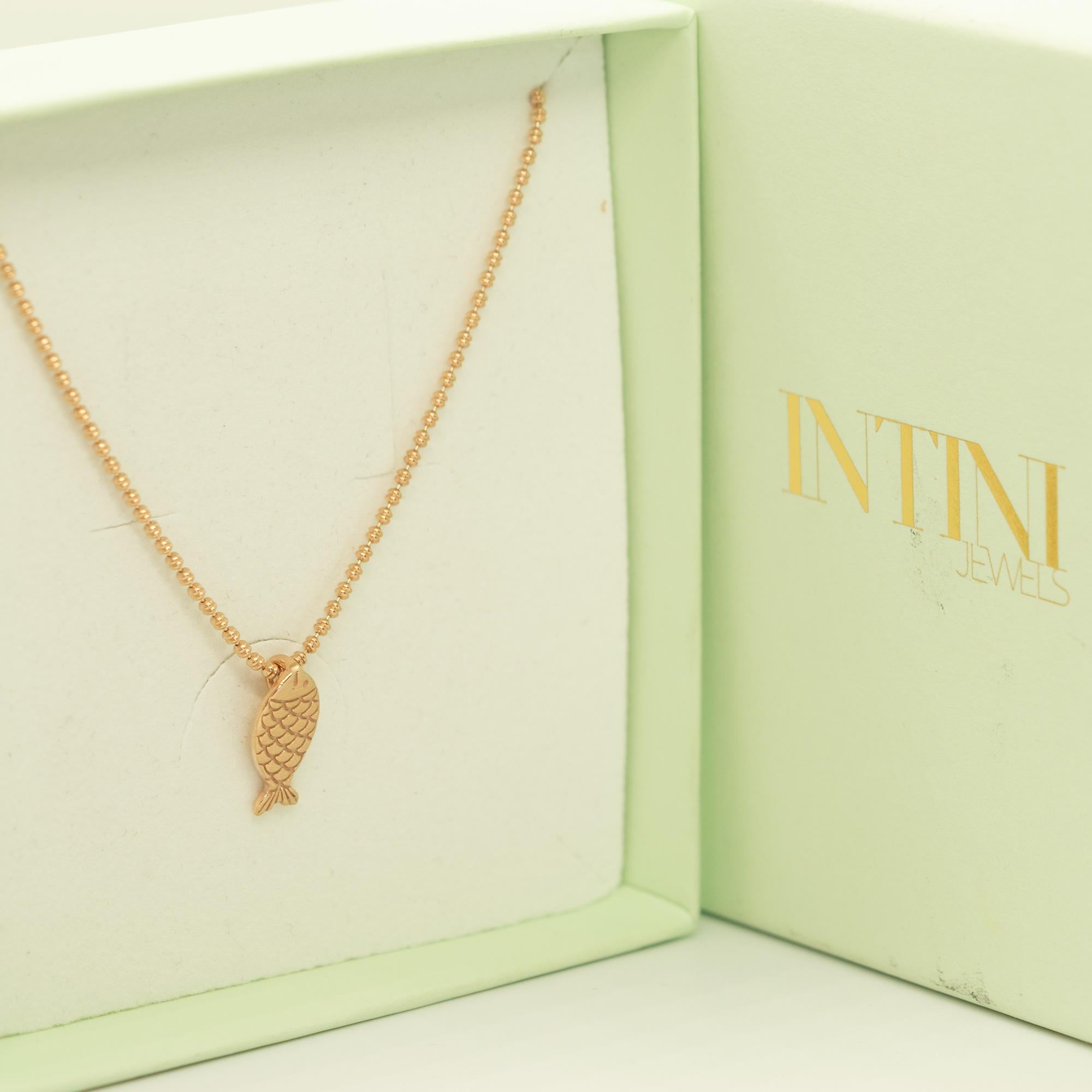 Art nouveau Intini Jewels Pendentif poisson été rose argent Poissons Collier Boho Zodiac en vente