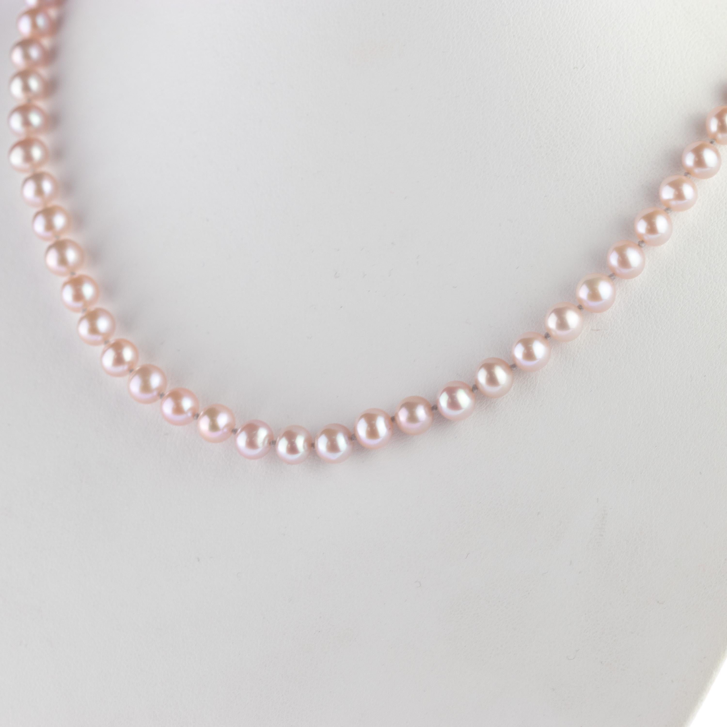 Intini Jewels Süßwasserperlen 14 Karat Weißgold Perlen Choker Chic Halskette (Klassisch-römisch) im Angebot