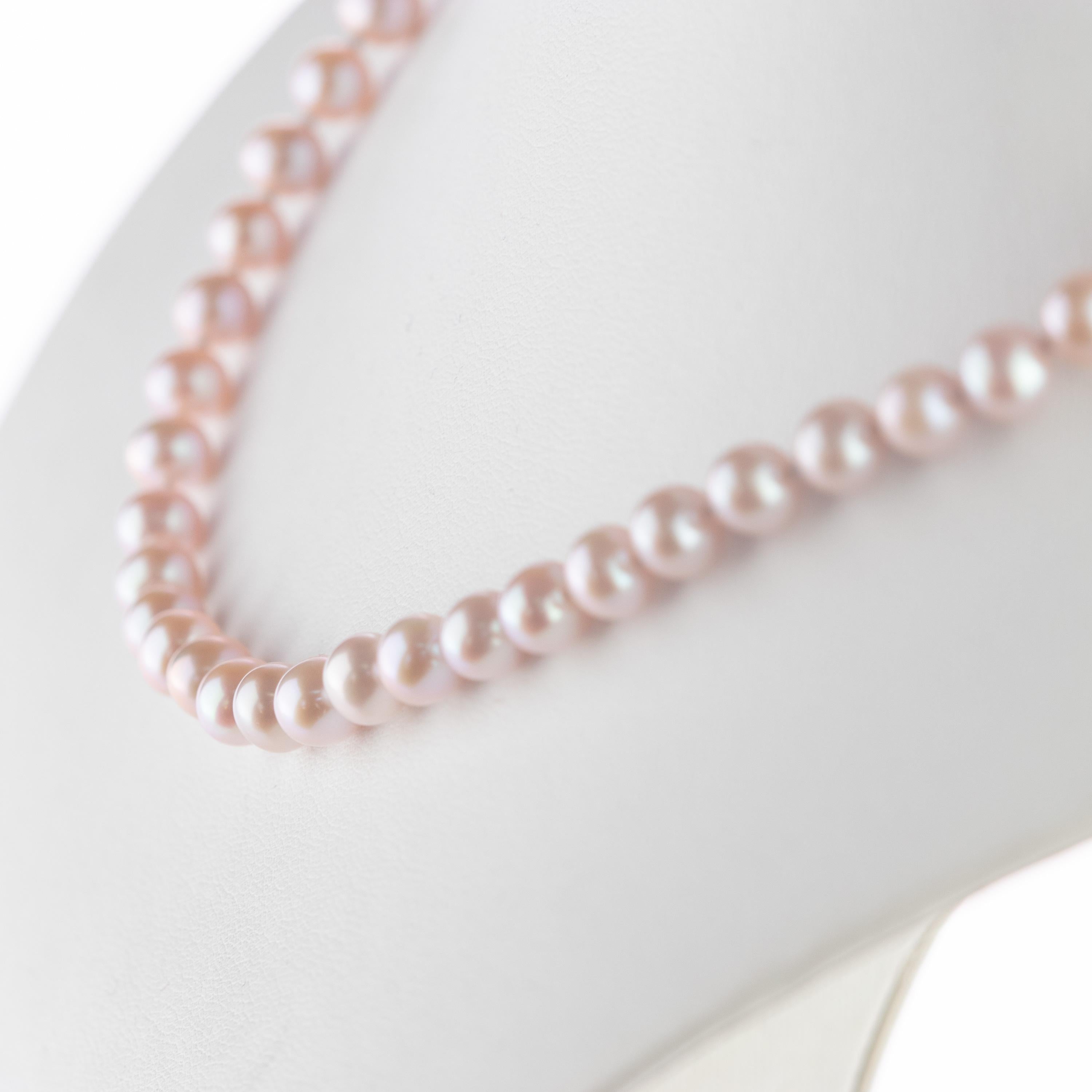 Intini Jewels Süßwasserperlen 14 Karat Weißgold Perlen Choker Chic Halskette im Angebot 1