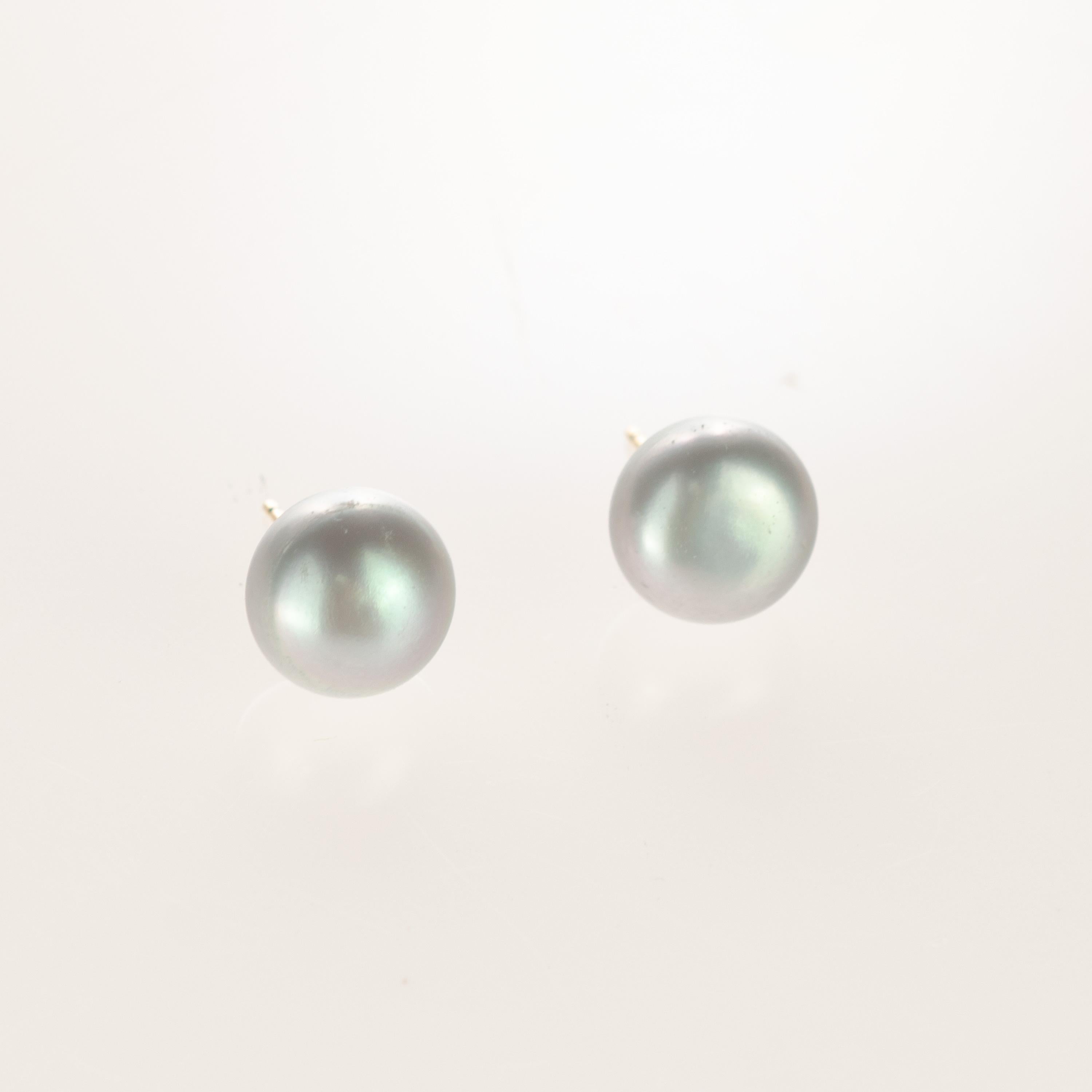 Intini Jewels Pendientes de cóctel con perla de agua dulce y oro amarillo de 14 quilates en Nuevo estado para la venta en Milano, IT