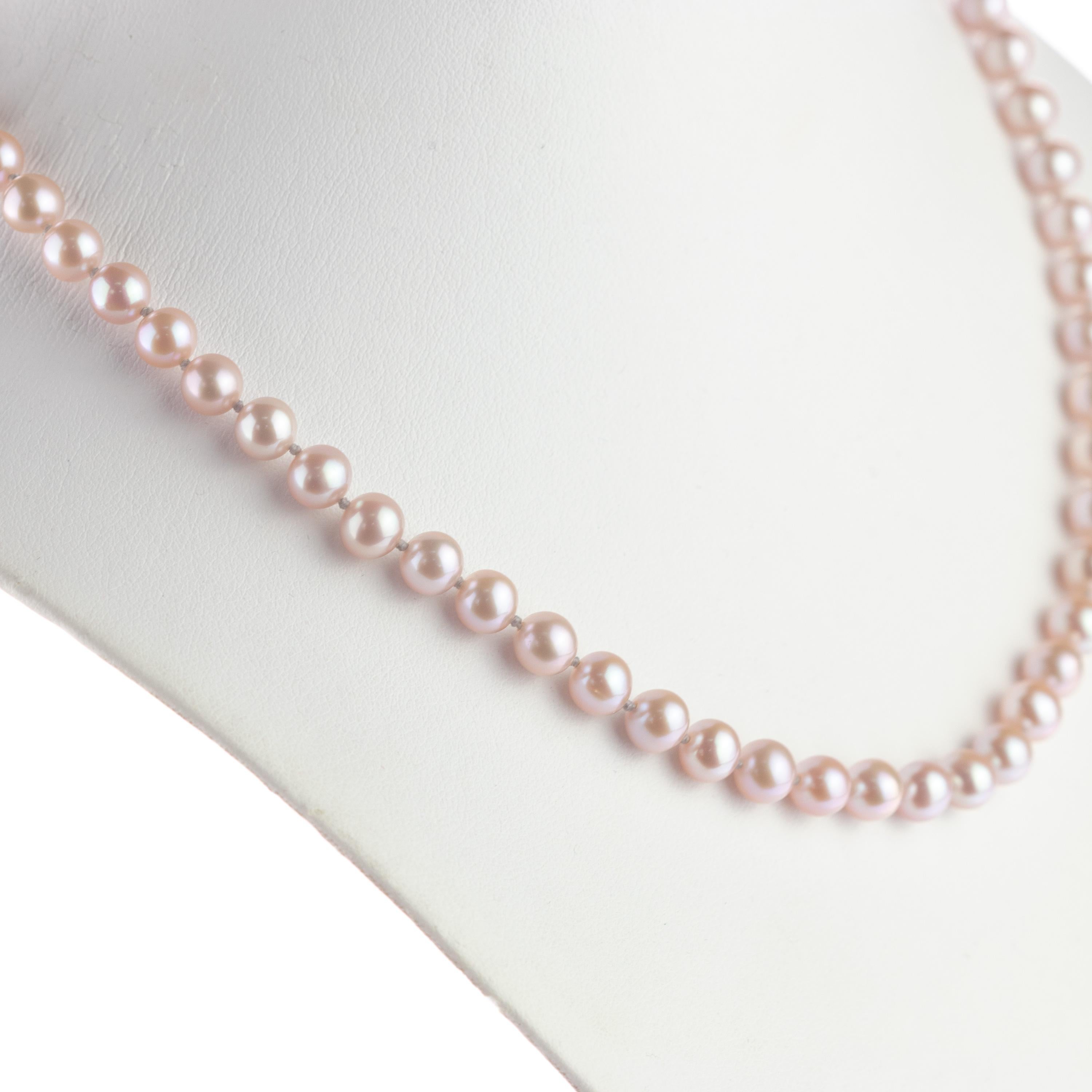 Intini Jewels Süßwasserperlen-Halskette aus 18 Karat Weißgold mit Perlen Choker Chic (Rundschliff) im Angebot