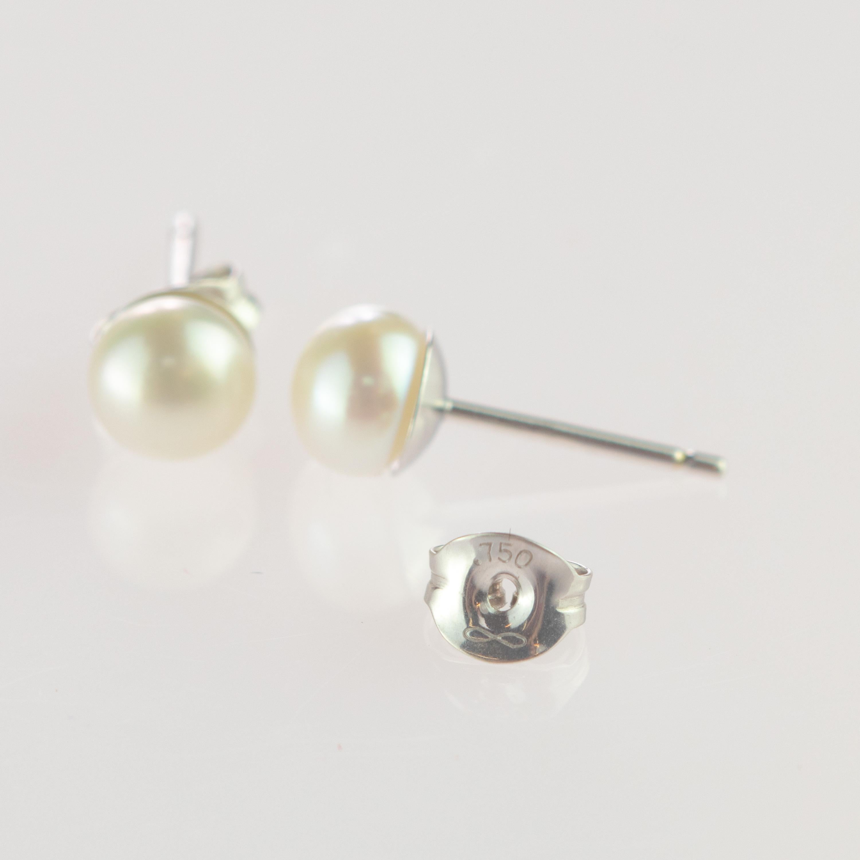 tini Jewels: 18 Karat Weißgold Cocktail-Ohrstecker mit Süßwasserperlen im Angebot 4