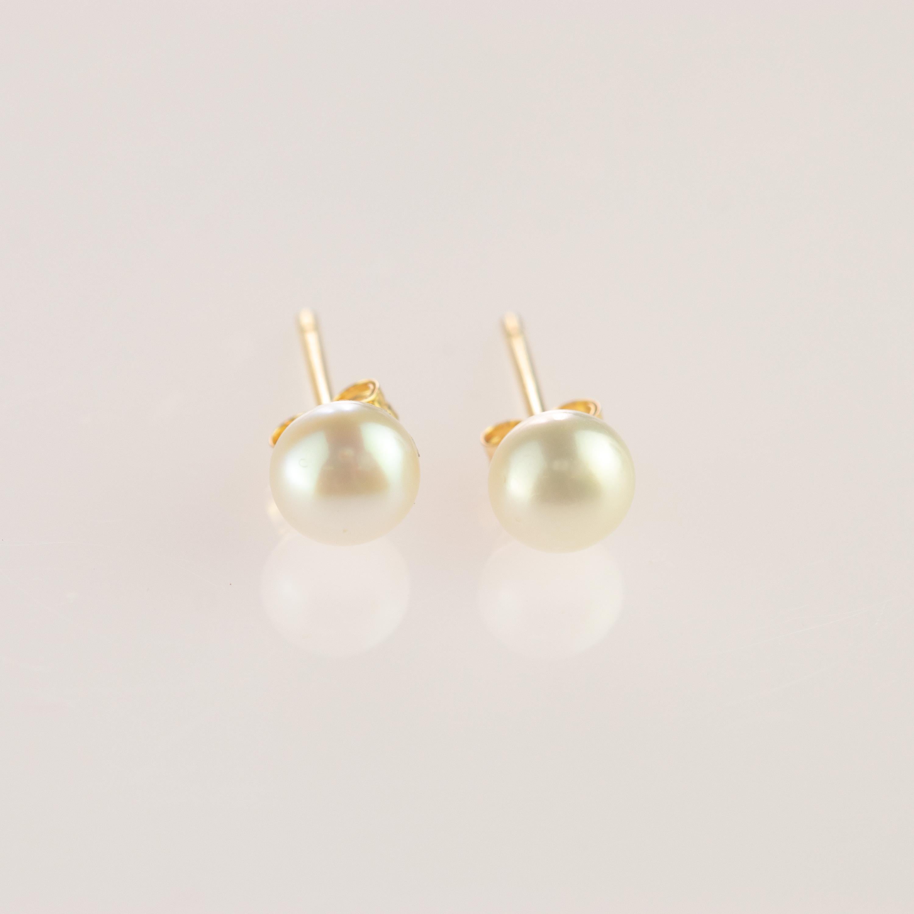 Clous d'oreilles cocktail en or jaune 18 carats avec perles d'eau douce Intini Jewels en vente 1