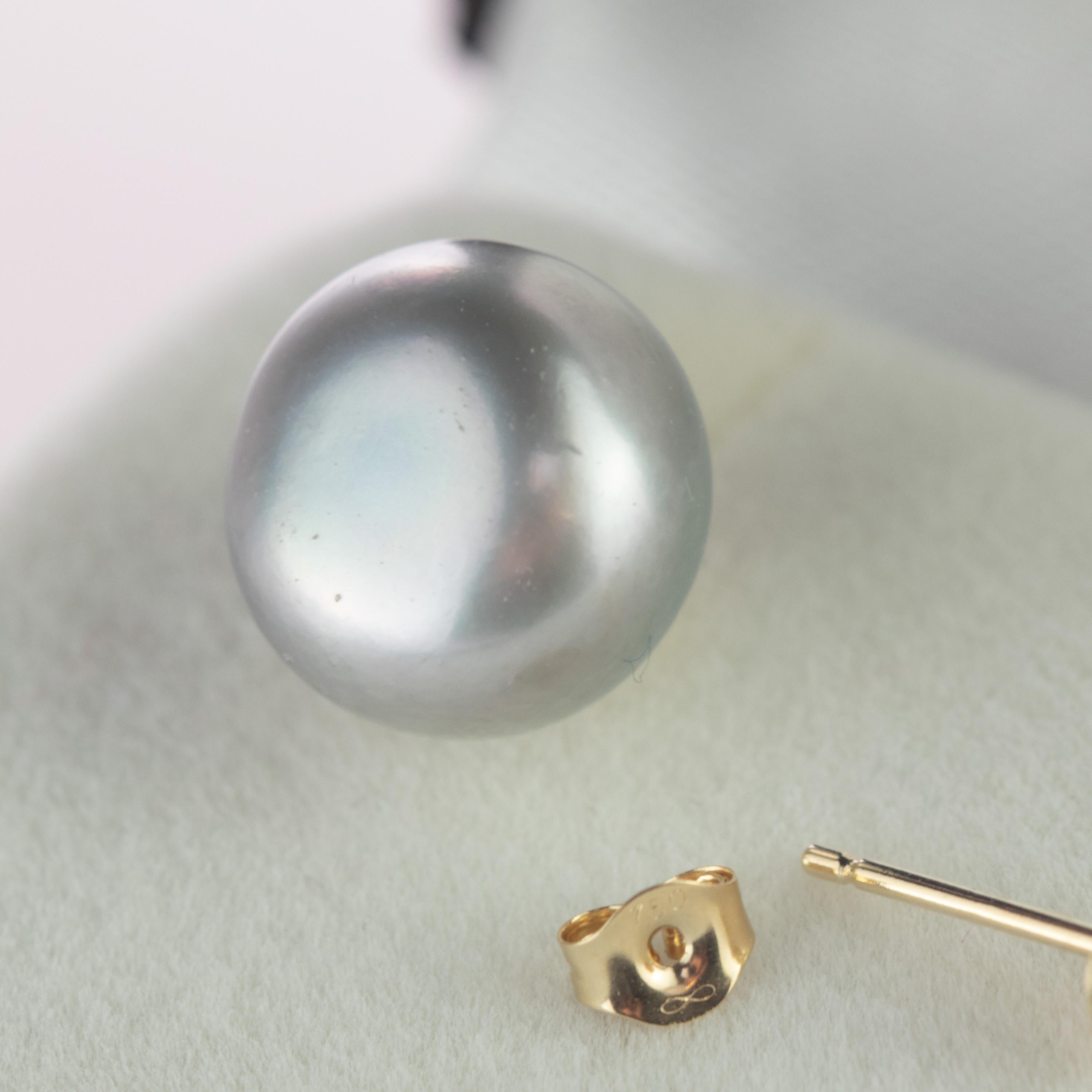 tini Jewels: 18 Karat Gelbgold Cocktail-Ohrstecker mit Süßwasserperlen im Angebot 1