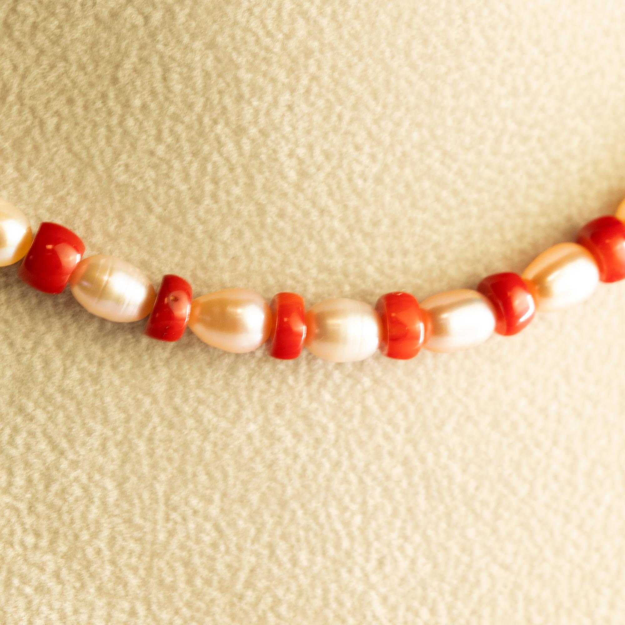 Intini Jewels Perla de agua dulce Coral de bambú Oro de 18 quilates Collar Boho Chic Deco Art Nouveau en venta