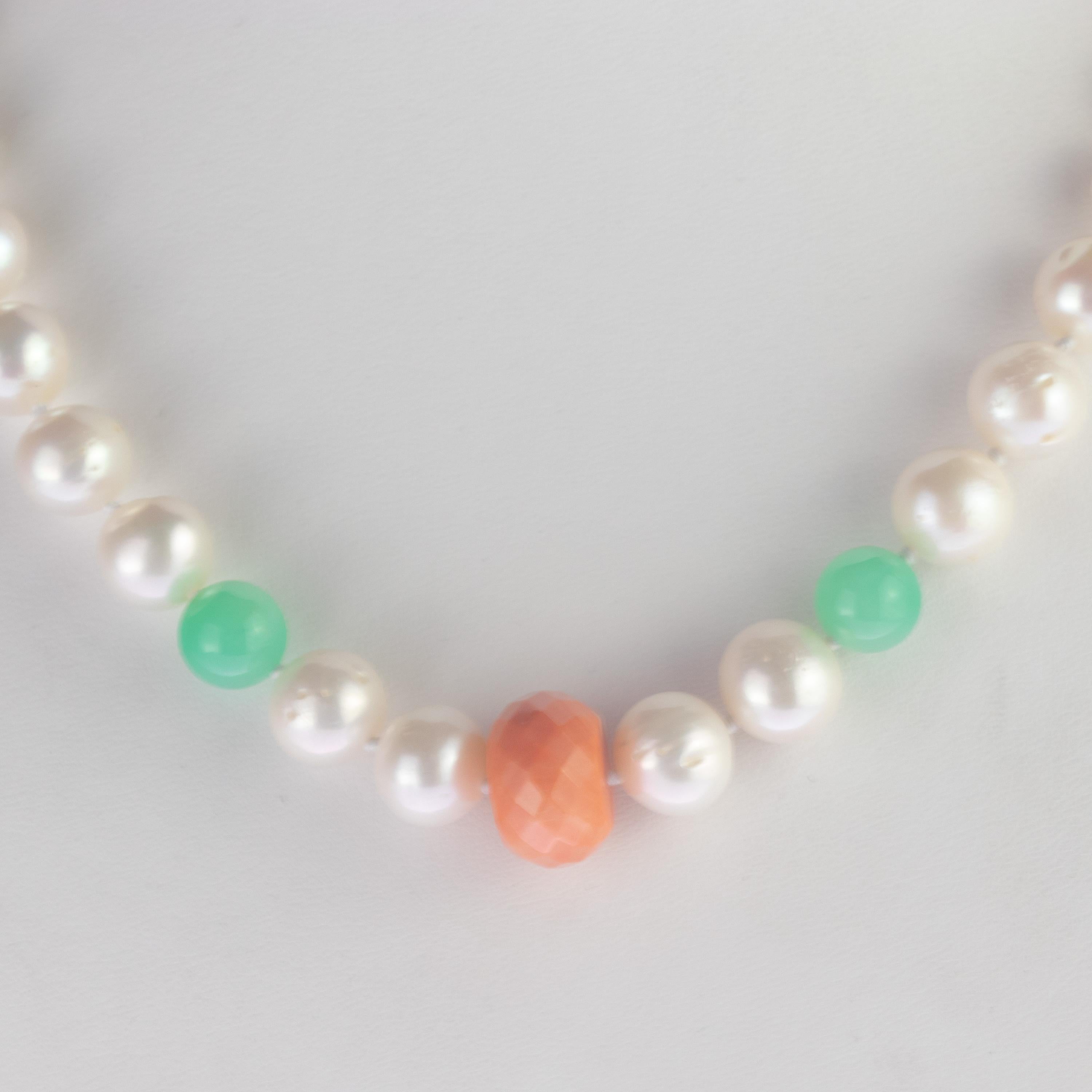 Art Nouveau Intini Jewels Collana di perle d'acqua dolce, corallo e crisoprasio in argento sterling in vendita