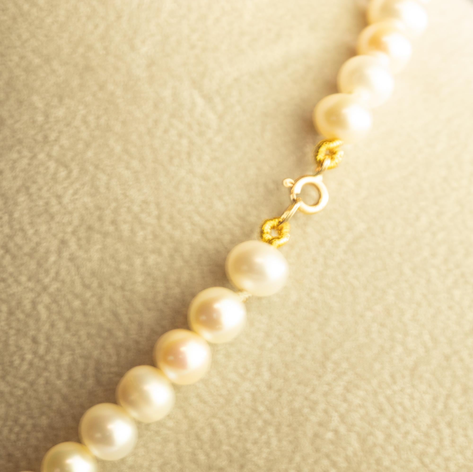 Art nouveau Intini Jewels Collier déco bohème chic en or 18 carats avec perles d'eau douce et grenats Bambu en vente