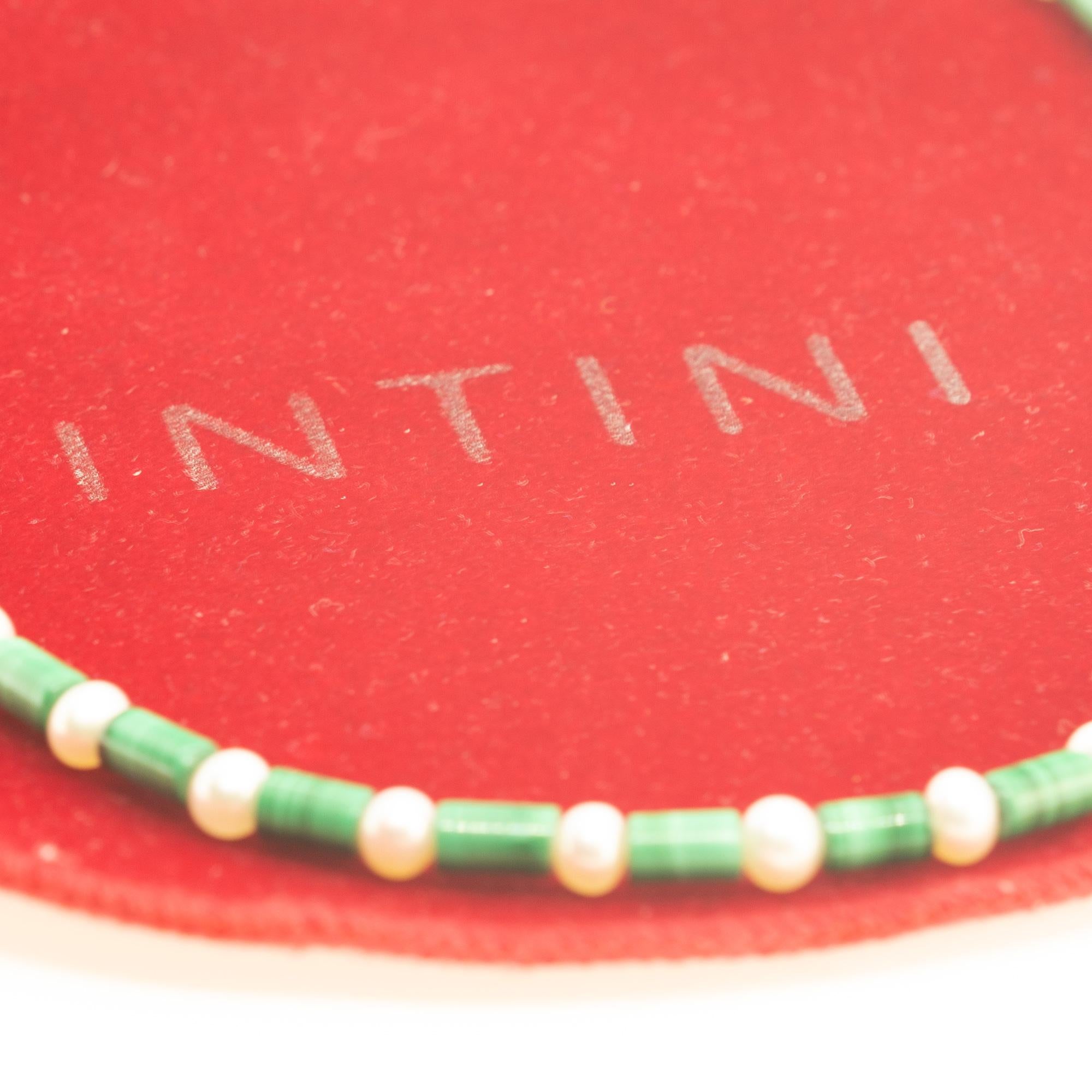 Art Nouveau Intini Jewels - Collana Boho Chic Deco in oro 18 carati con perle d'acqua dolce e malachite in vendita