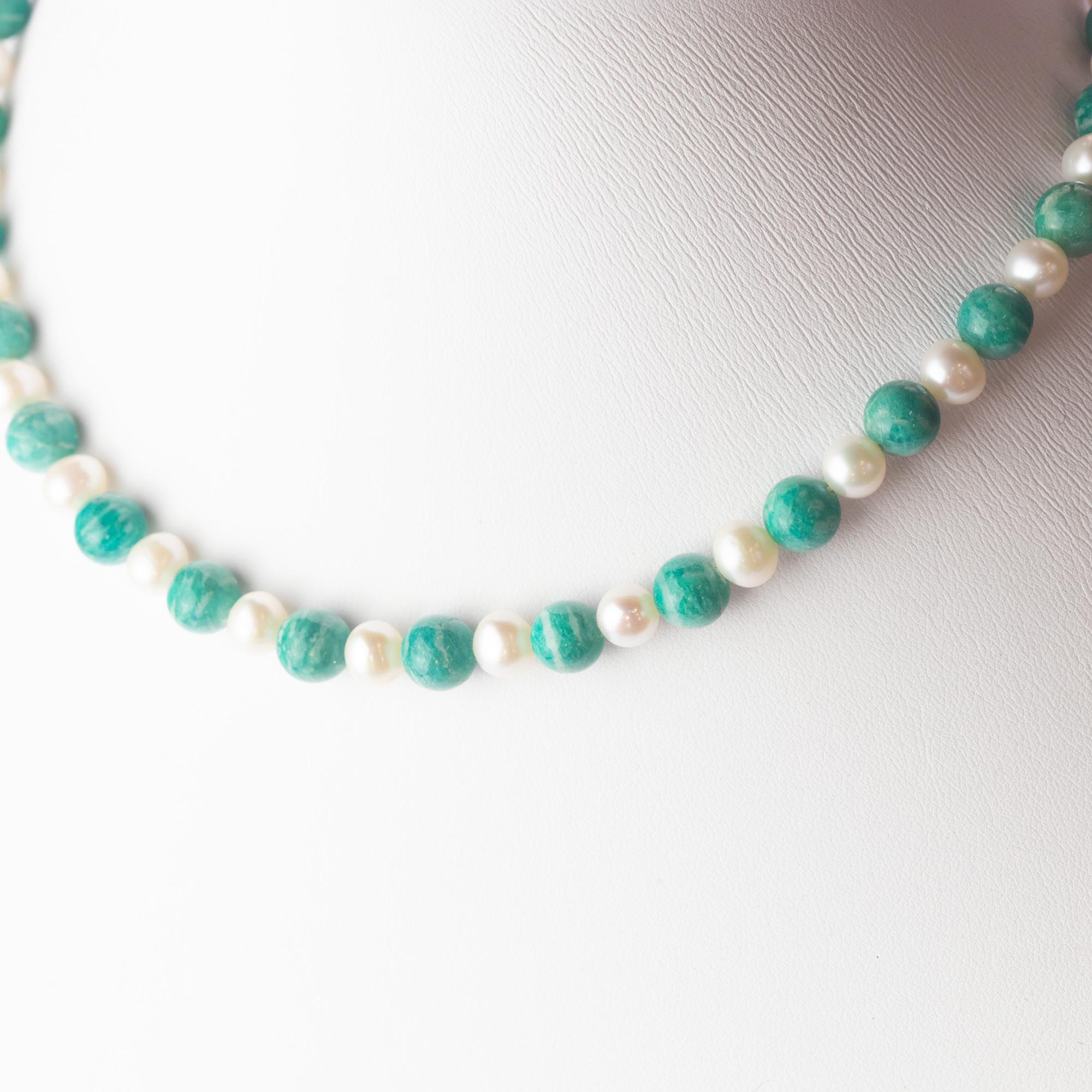 Taille mixte Intini Jewels Collier en or 18 carats avec perles d'eau douce et amazonite naturelle, Intini Jewels en vente