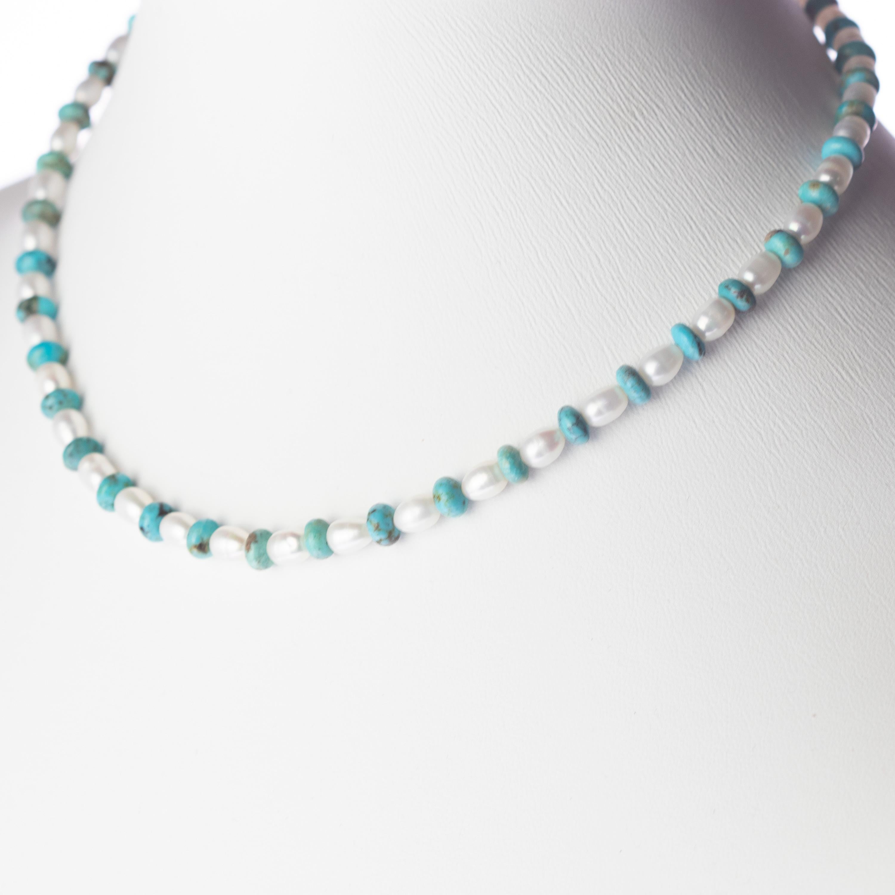 Intini Jewels Collier en or jaune 18 carats avec perles d'eau douce et turquoise naturelle Unisexe en vente